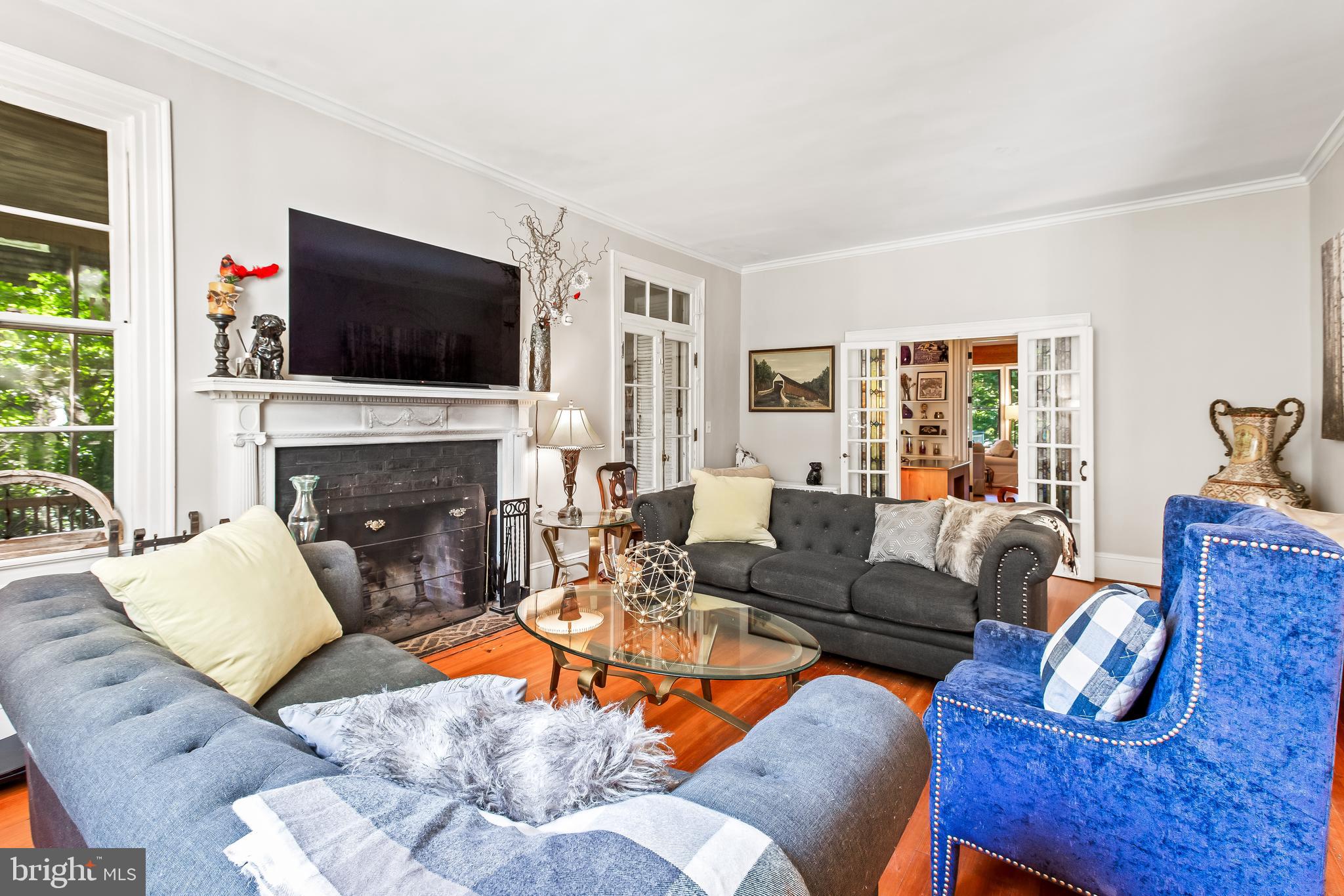 ROLAND PARK - Residential