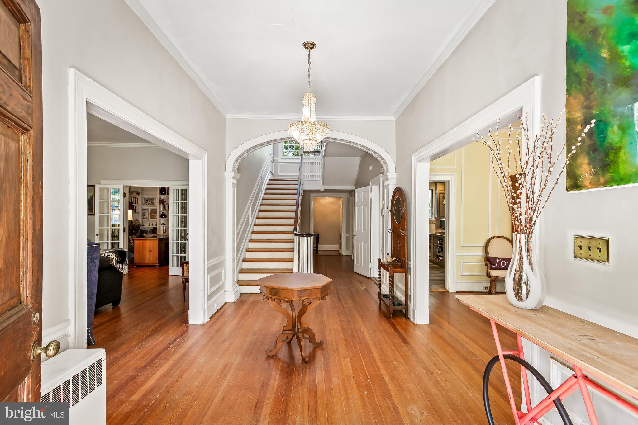 ROLAND PARK - Residential