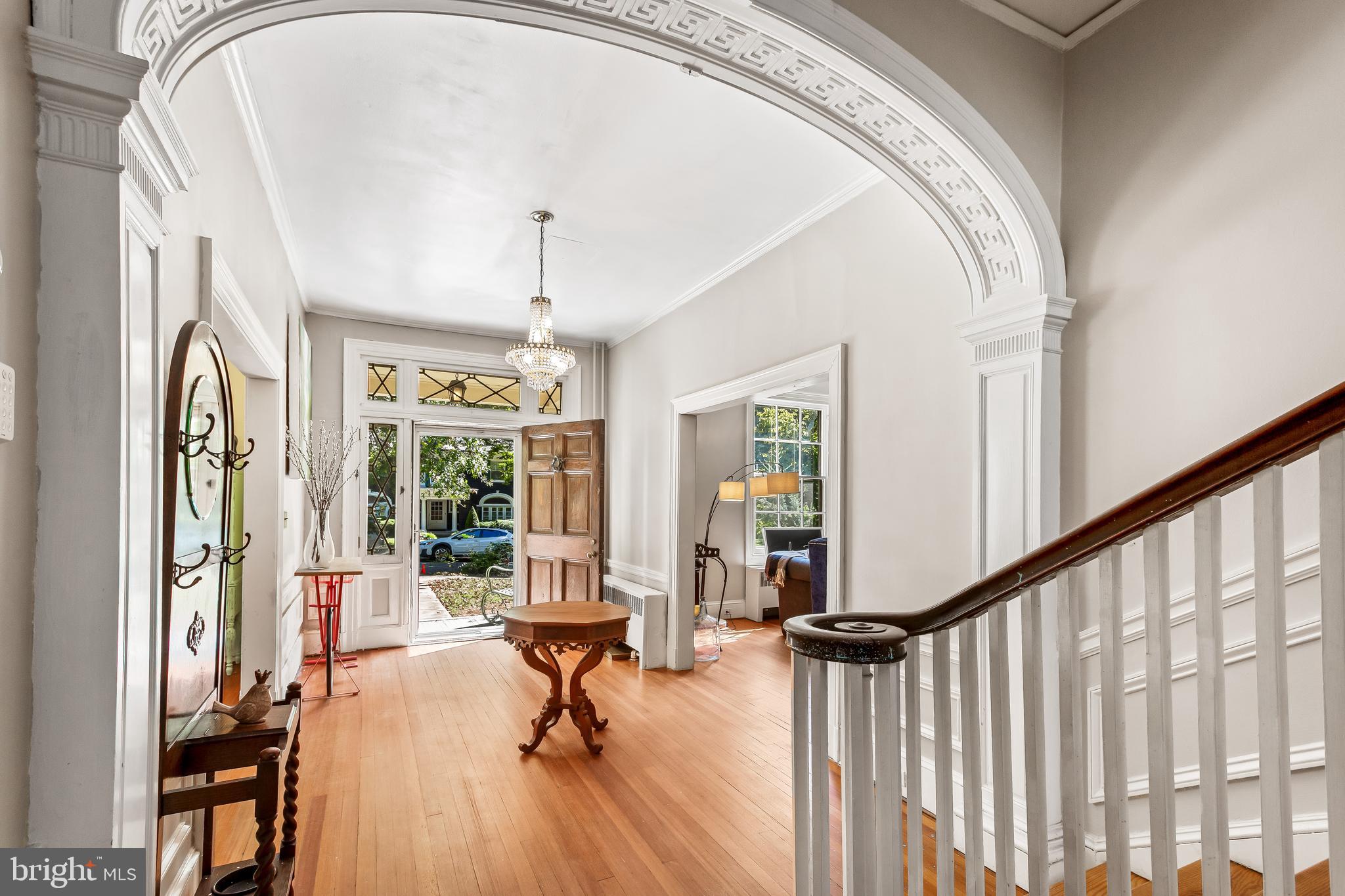 ROLAND PARK - Residential