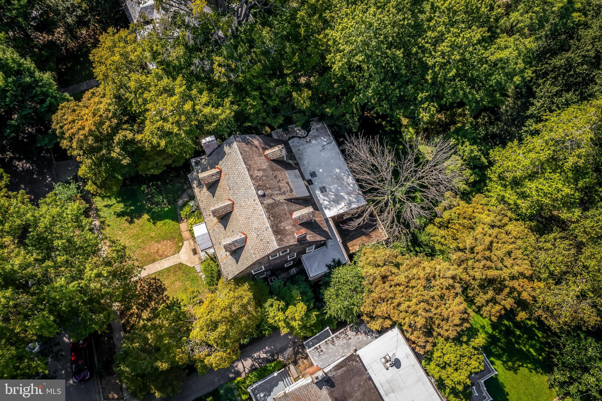 ROLAND PARK - Residential