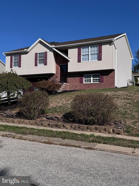 2954 VILLAGE SQUARE DRIVE DOVER PA 17315