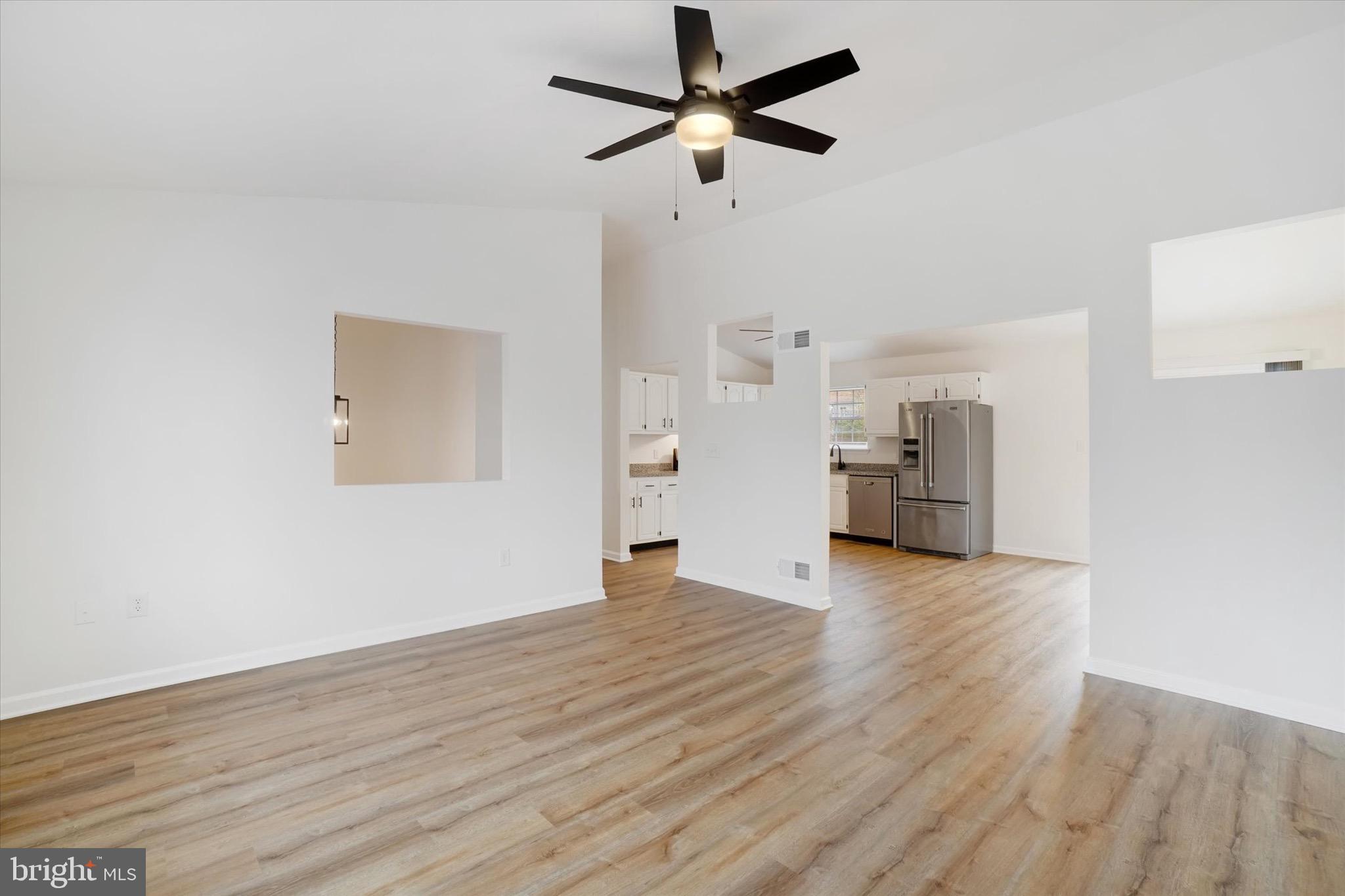 2954 VILLAGE SQUARE DRIVE