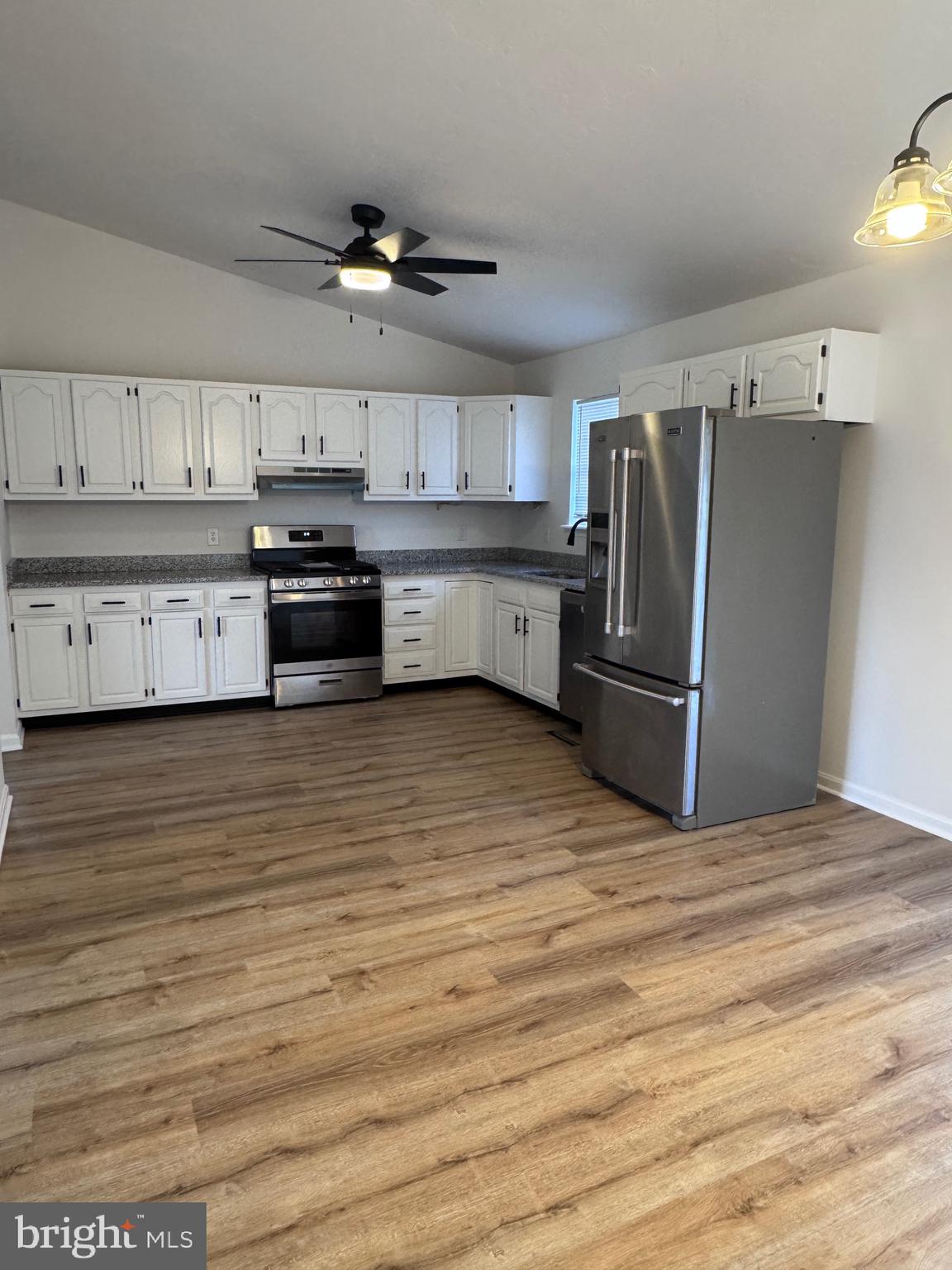2954 VILLAGE SQUARE DRIVE