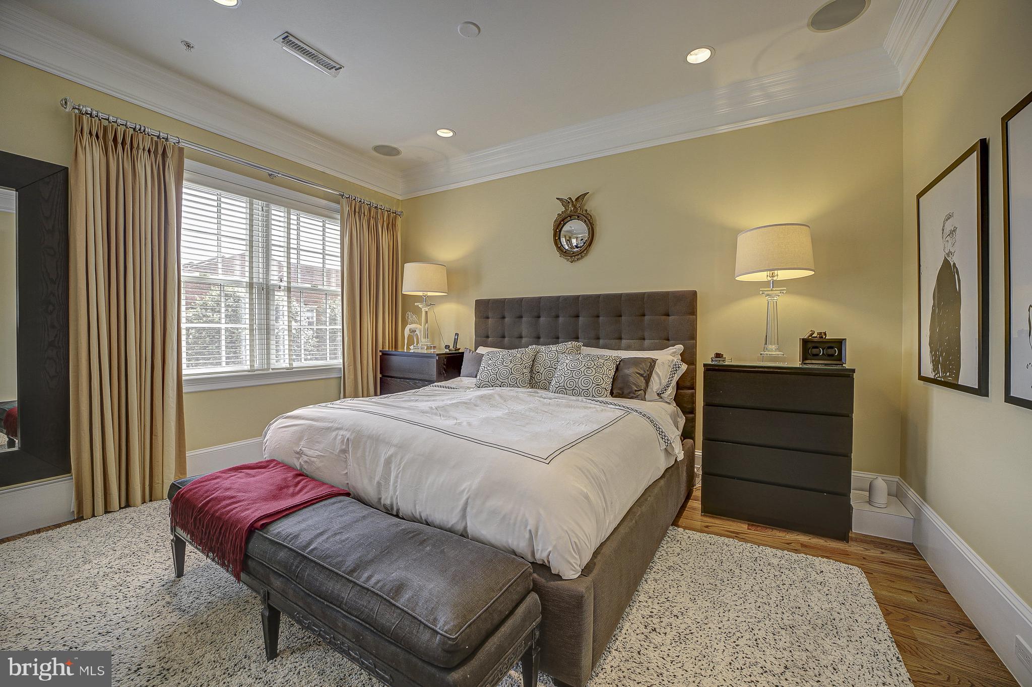 GEORGETOWN - Residential