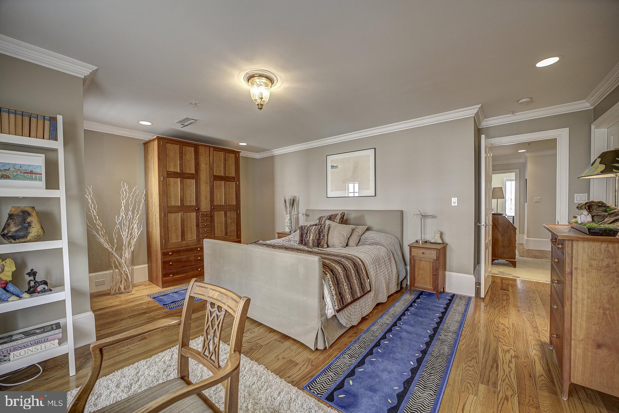 GEORGETOWN - Residential