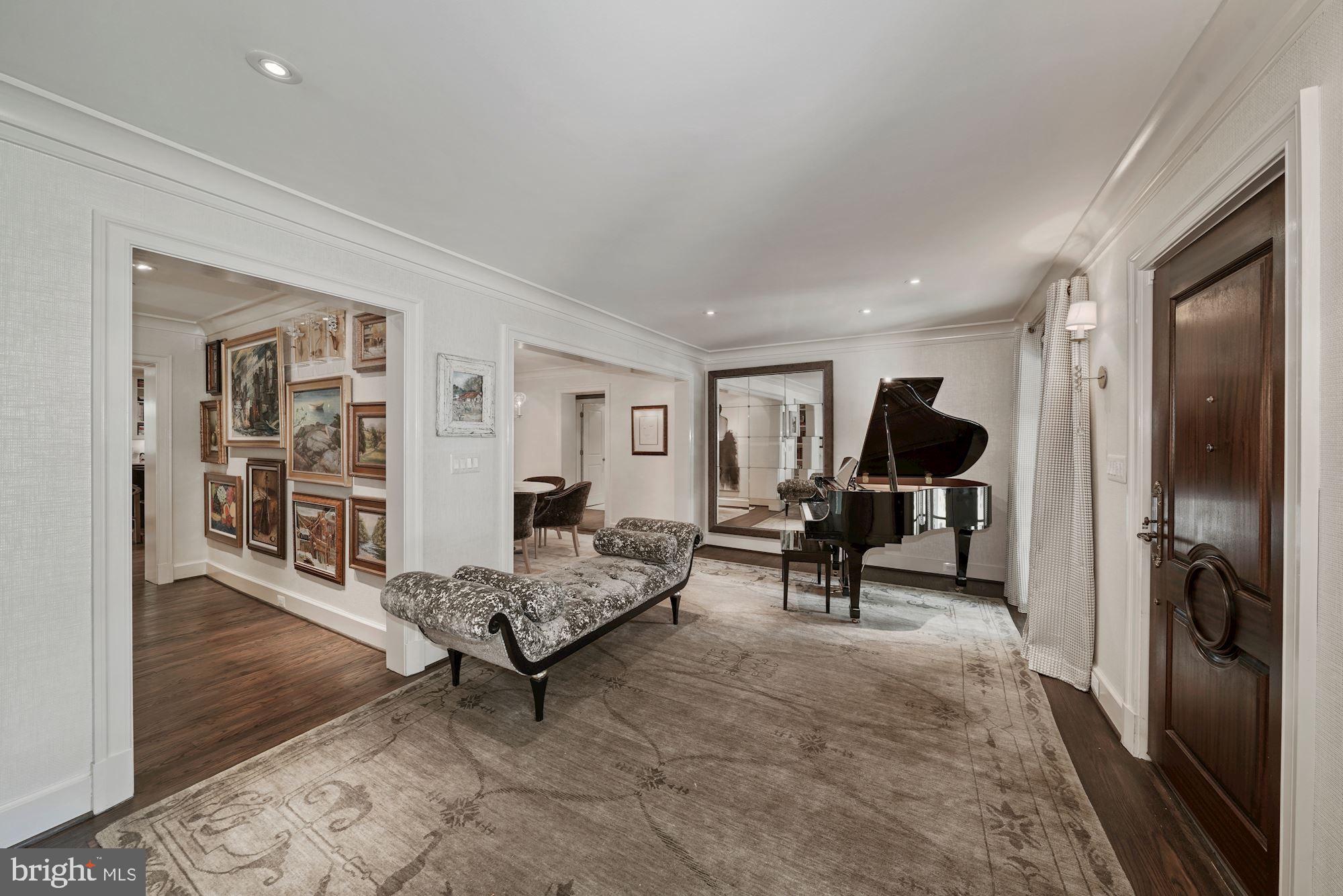 WESTBORO - Residential