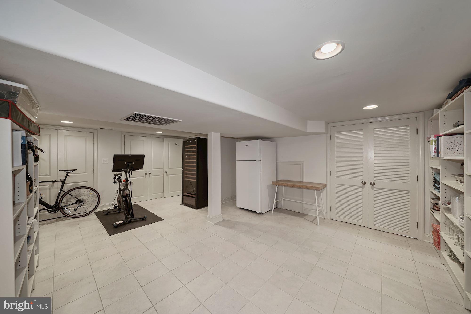 WESTBORO - Residential