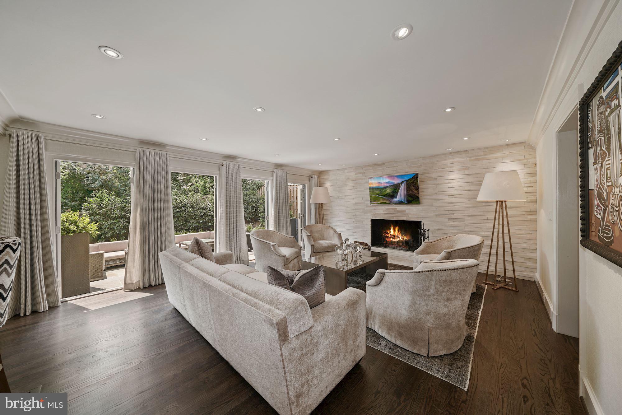 WESTBORO - Residential