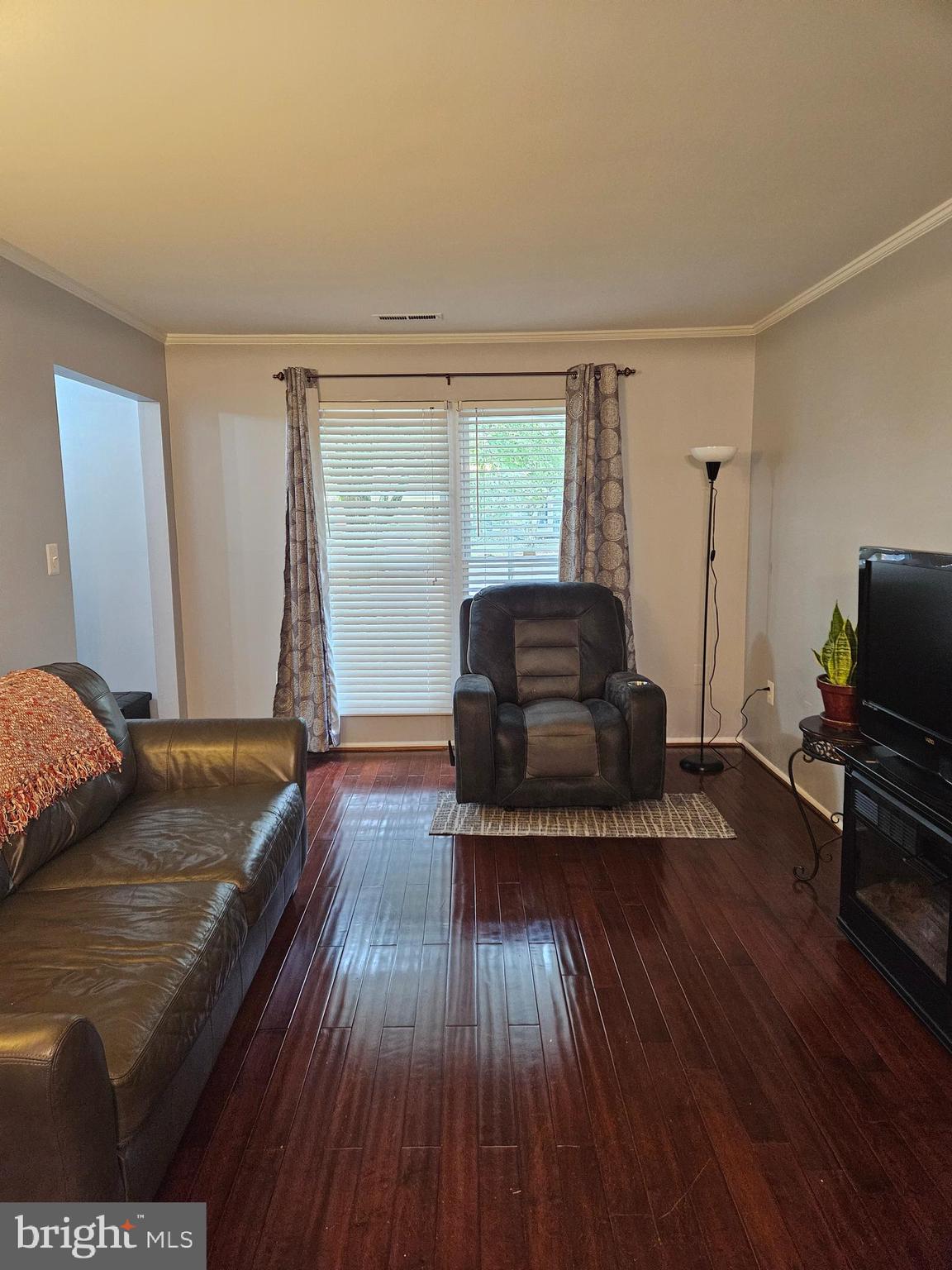 ENFIELD CHASE PLAT ONE - Residential