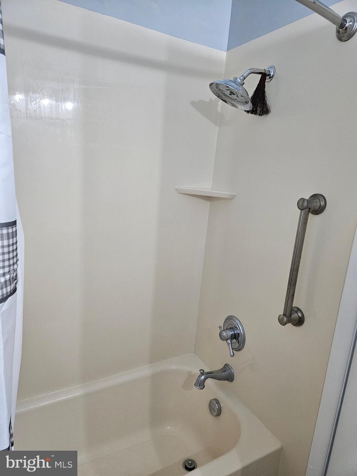 ENFIELD CHASE PLAT ONE - Residential