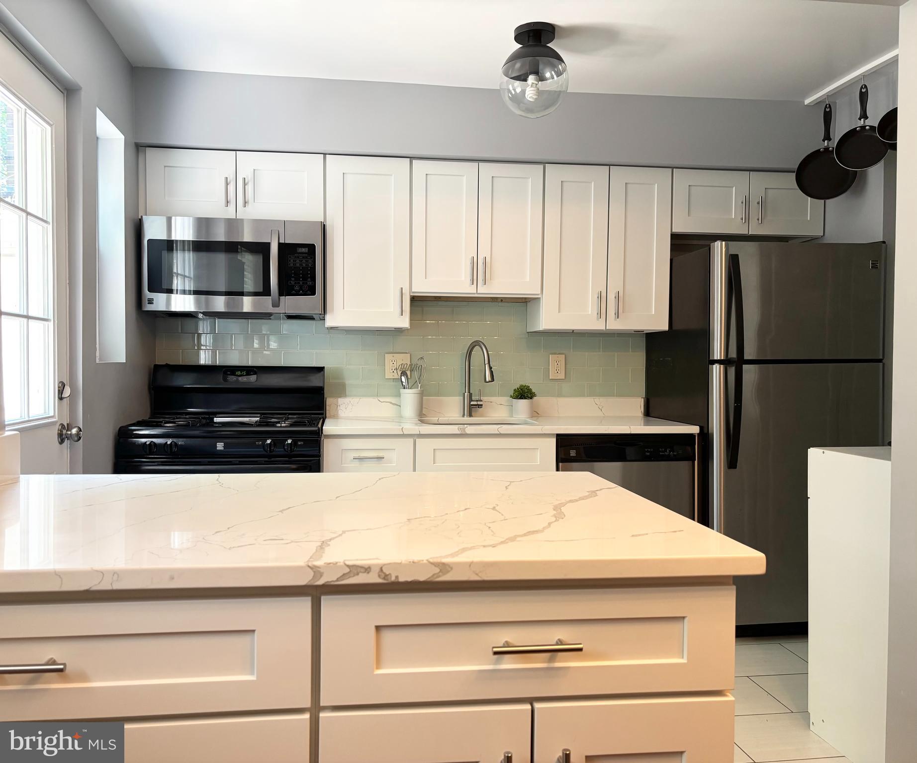 2801 16TH ROAD A S 2801A