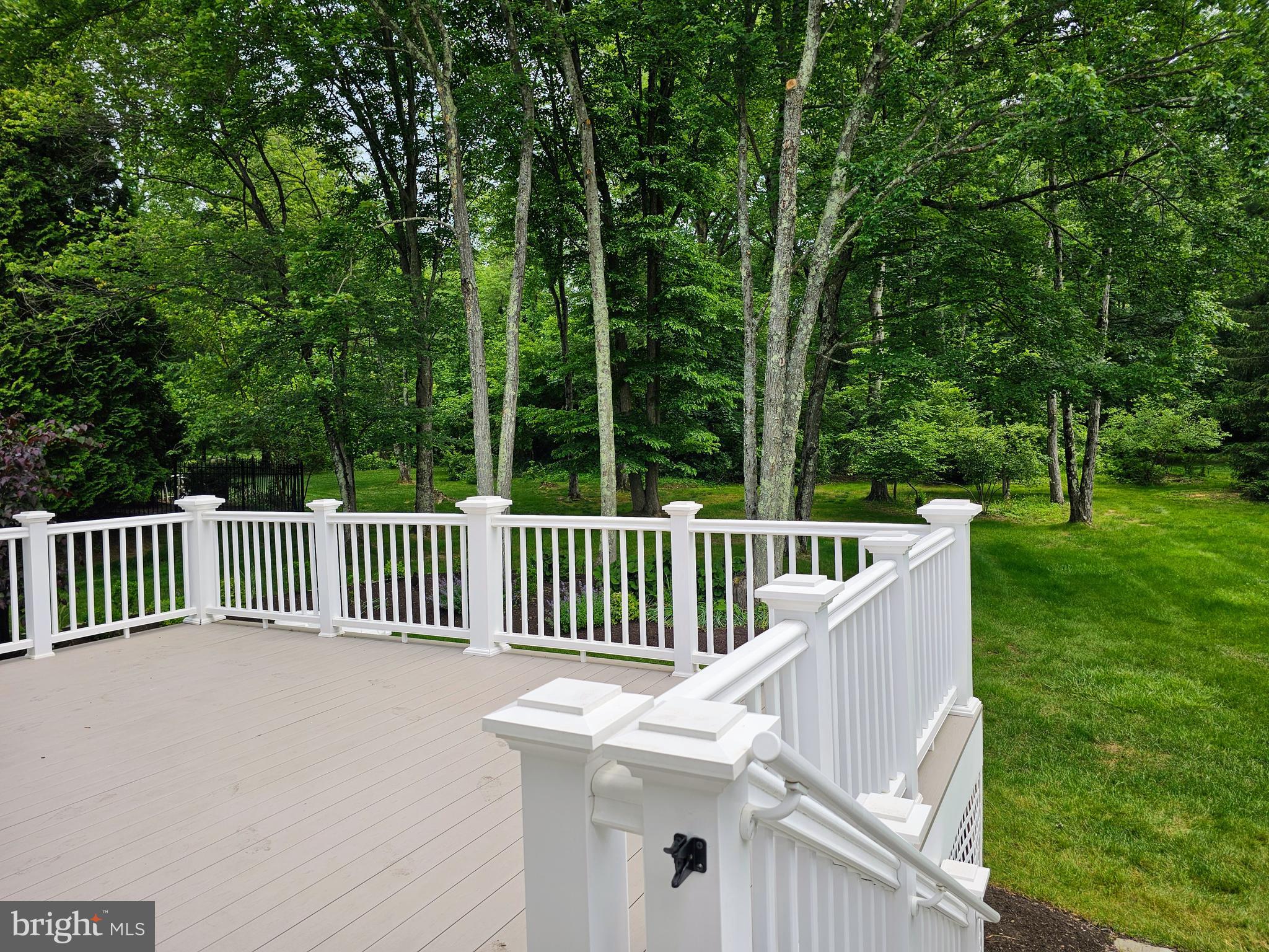 CANTERBURY WOODS - Residential