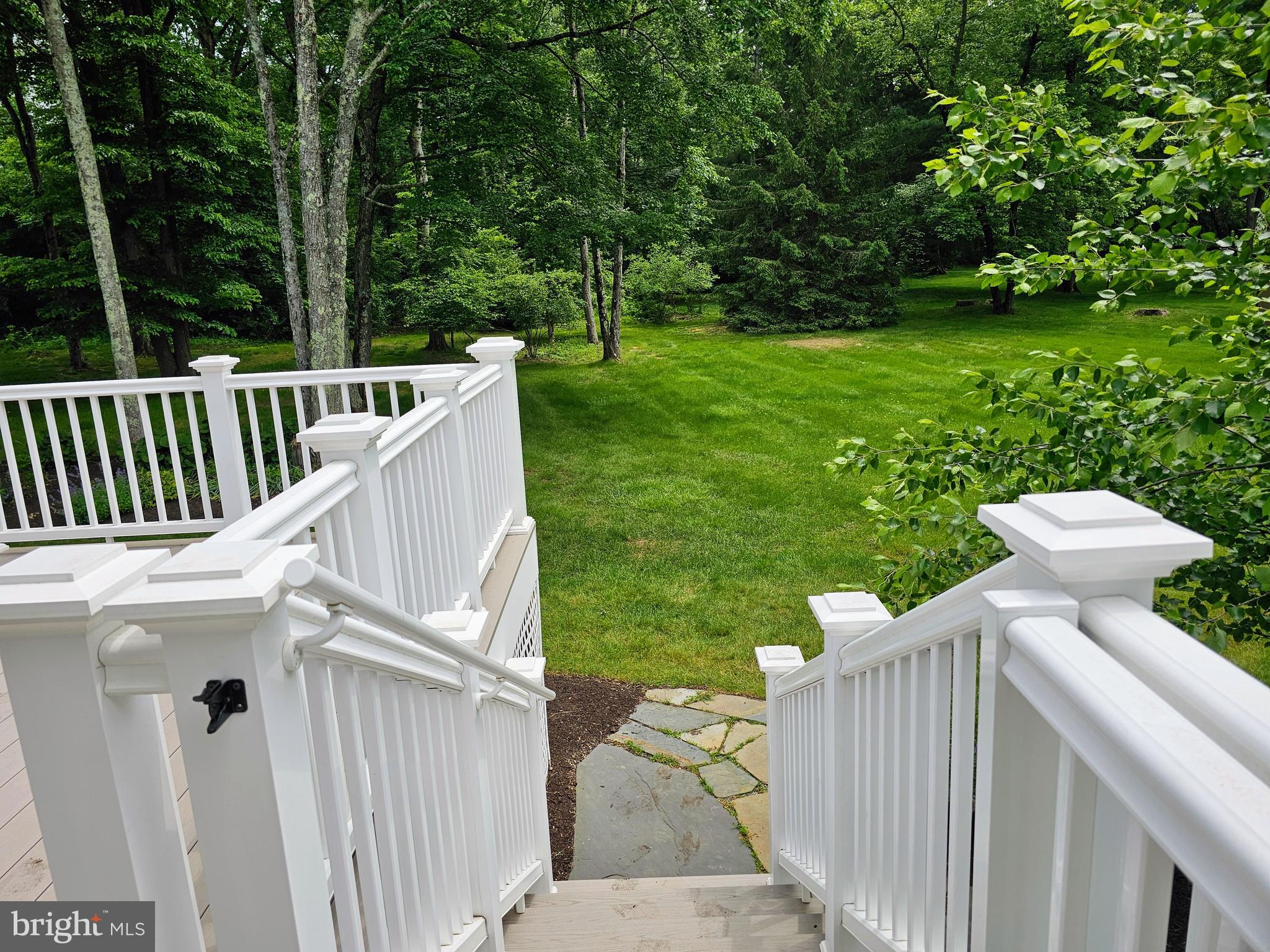 CANTERBURY WOODS - Residential