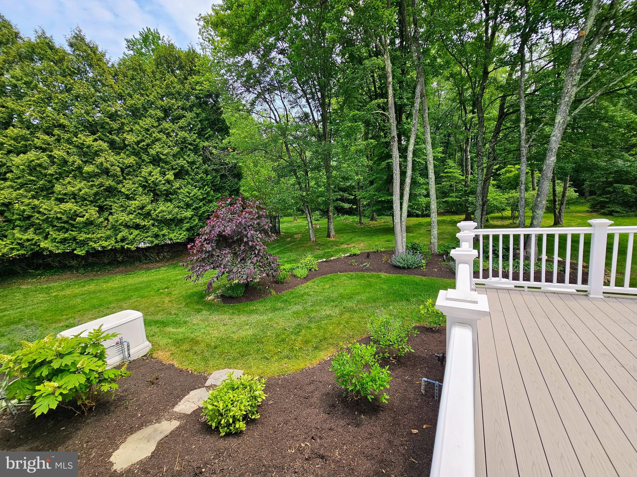 CANTERBURY WOODS - Residential