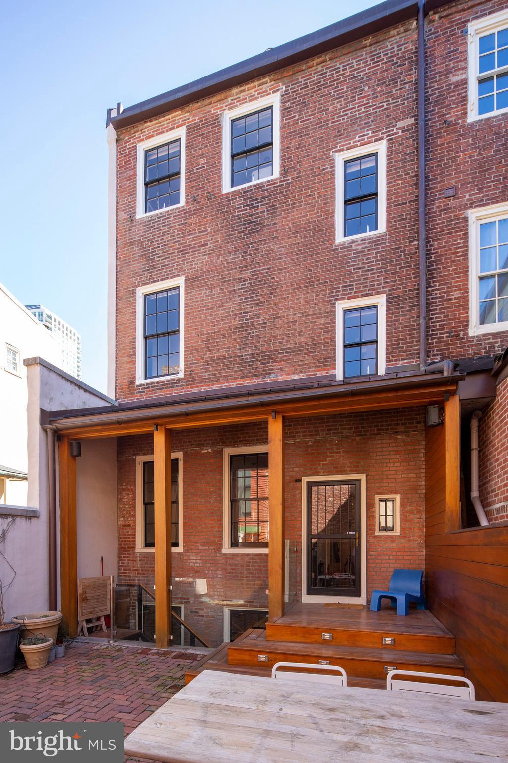 WASHINGTON SQ WEST - Residential