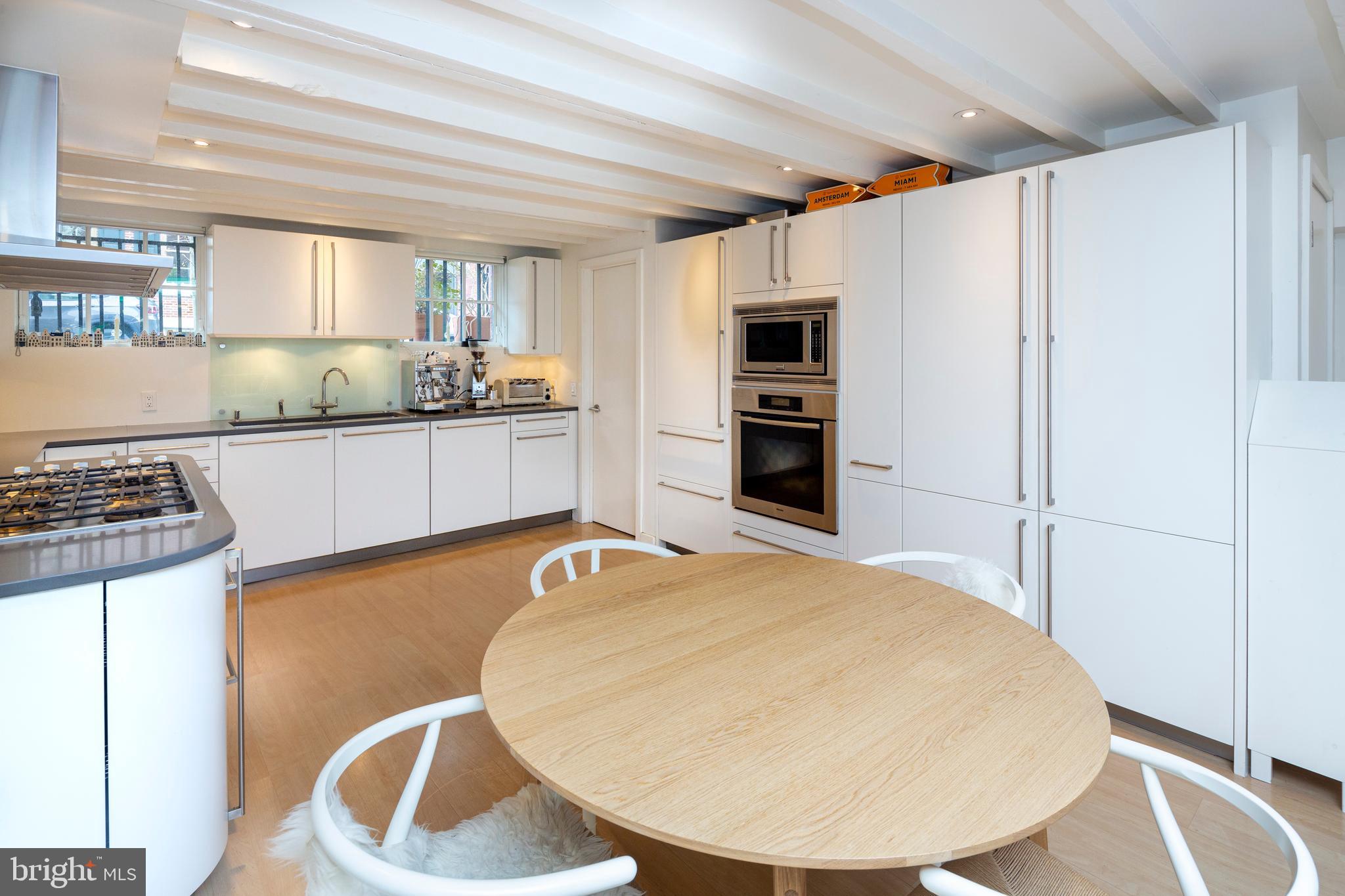 WASHINGTON SQ WEST - Residential