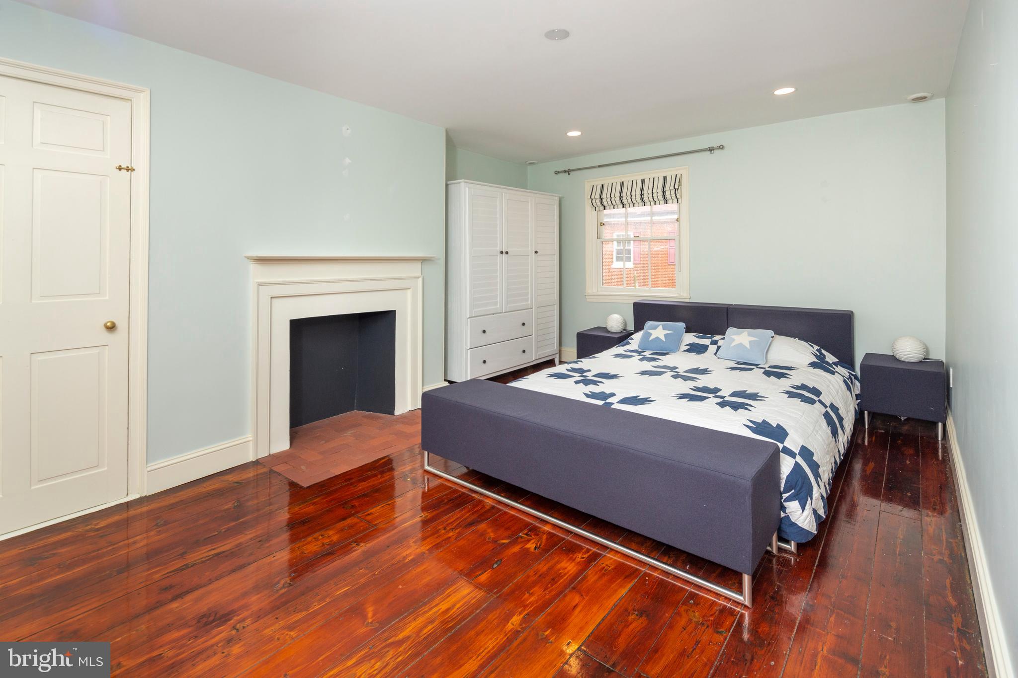 WASHINGTON SQ WEST - Residential