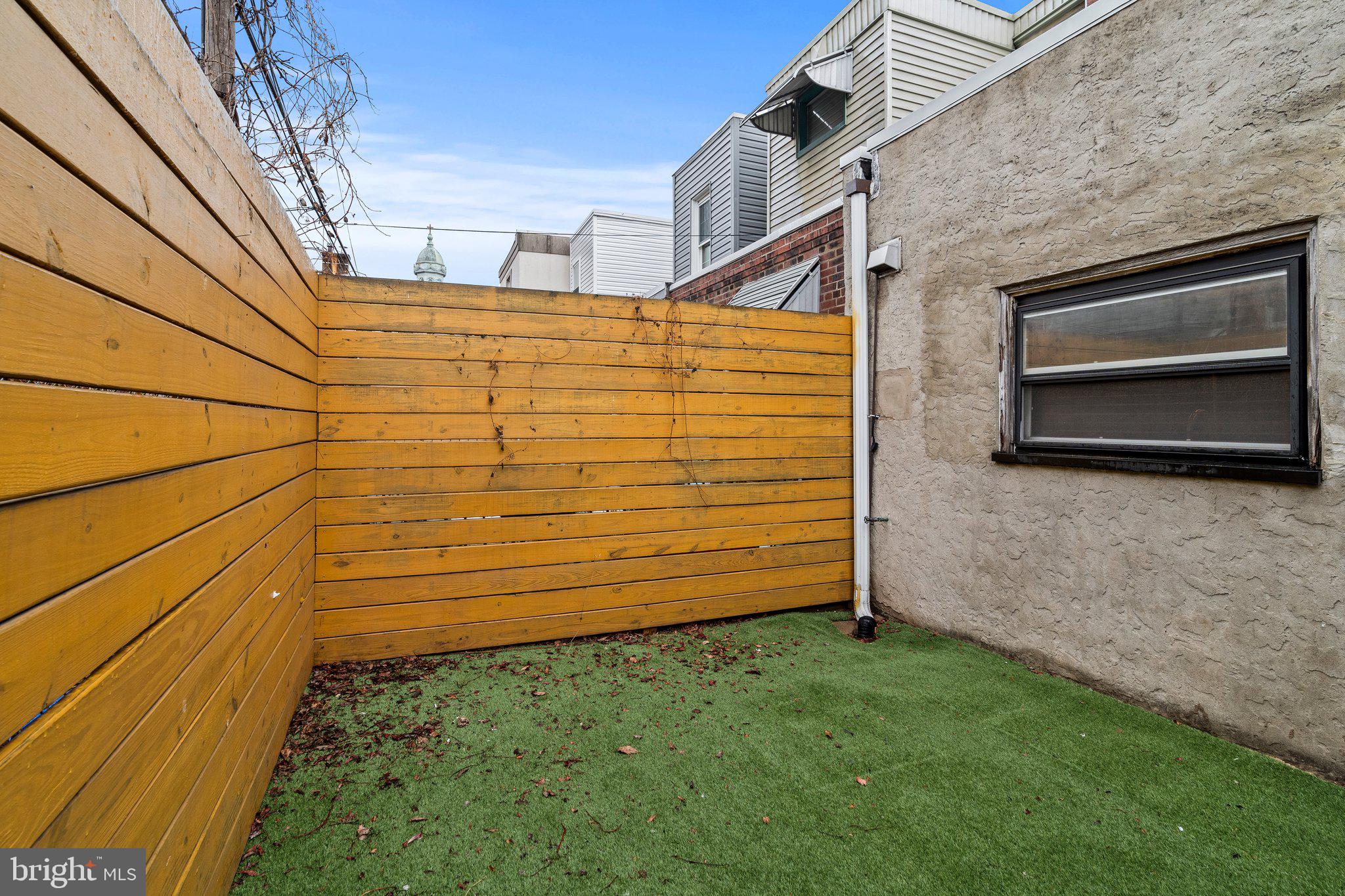 PORT RICHMOND - Residential