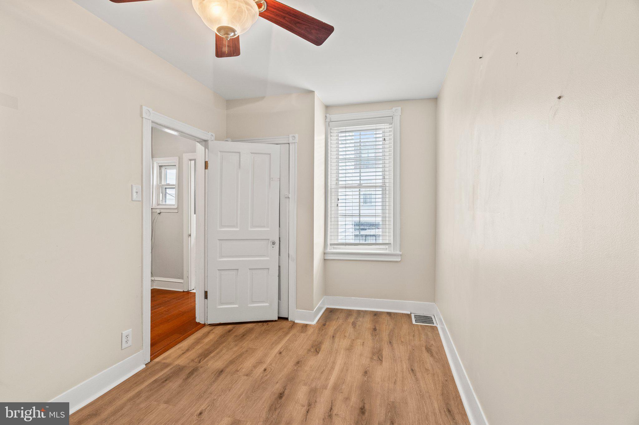 PORT RICHMOND - Residential