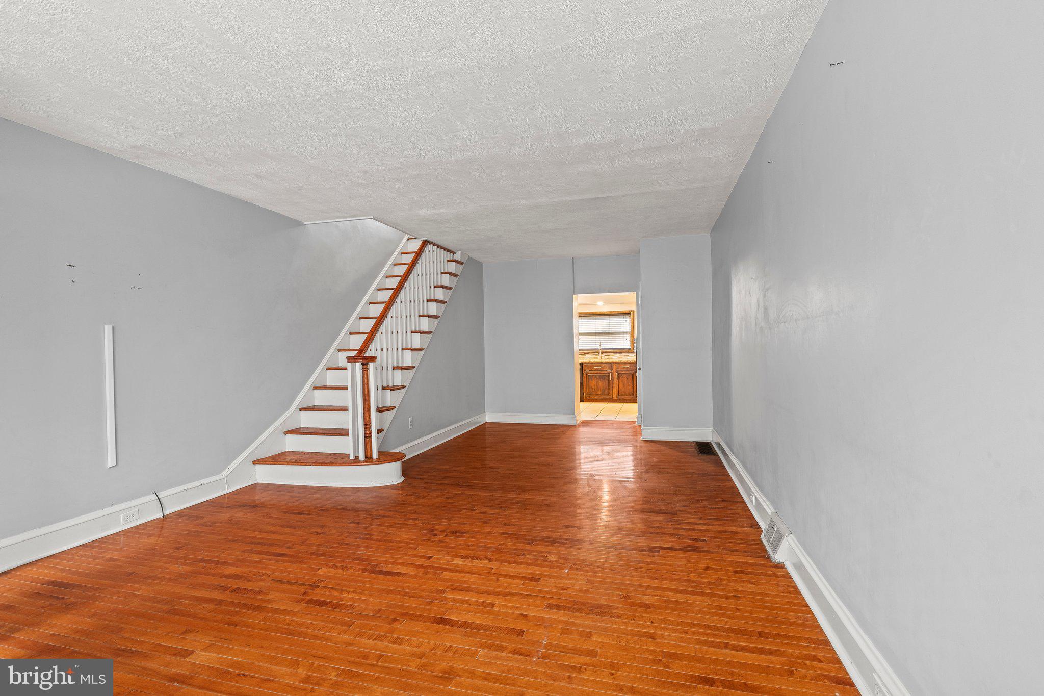 PORT RICHMOND - Residential