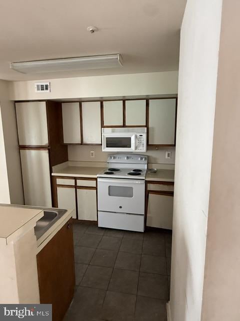 4504 LORD LOUDOUN COURT 17-5