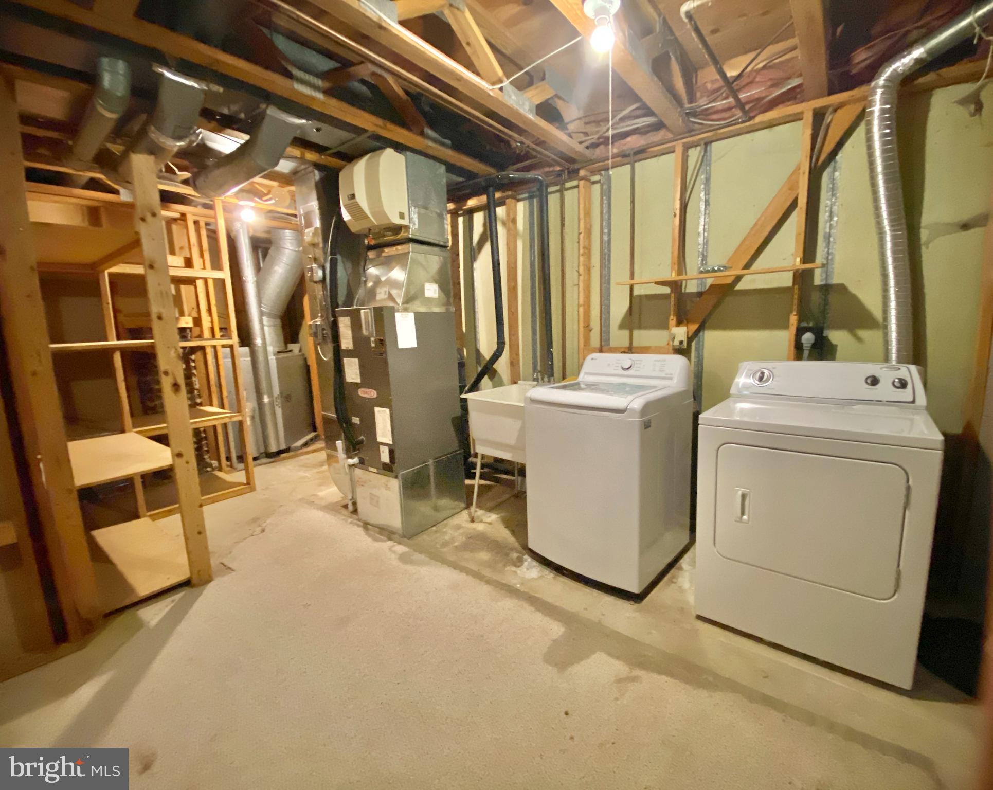 CARDINAL GLEN - Residential Lease