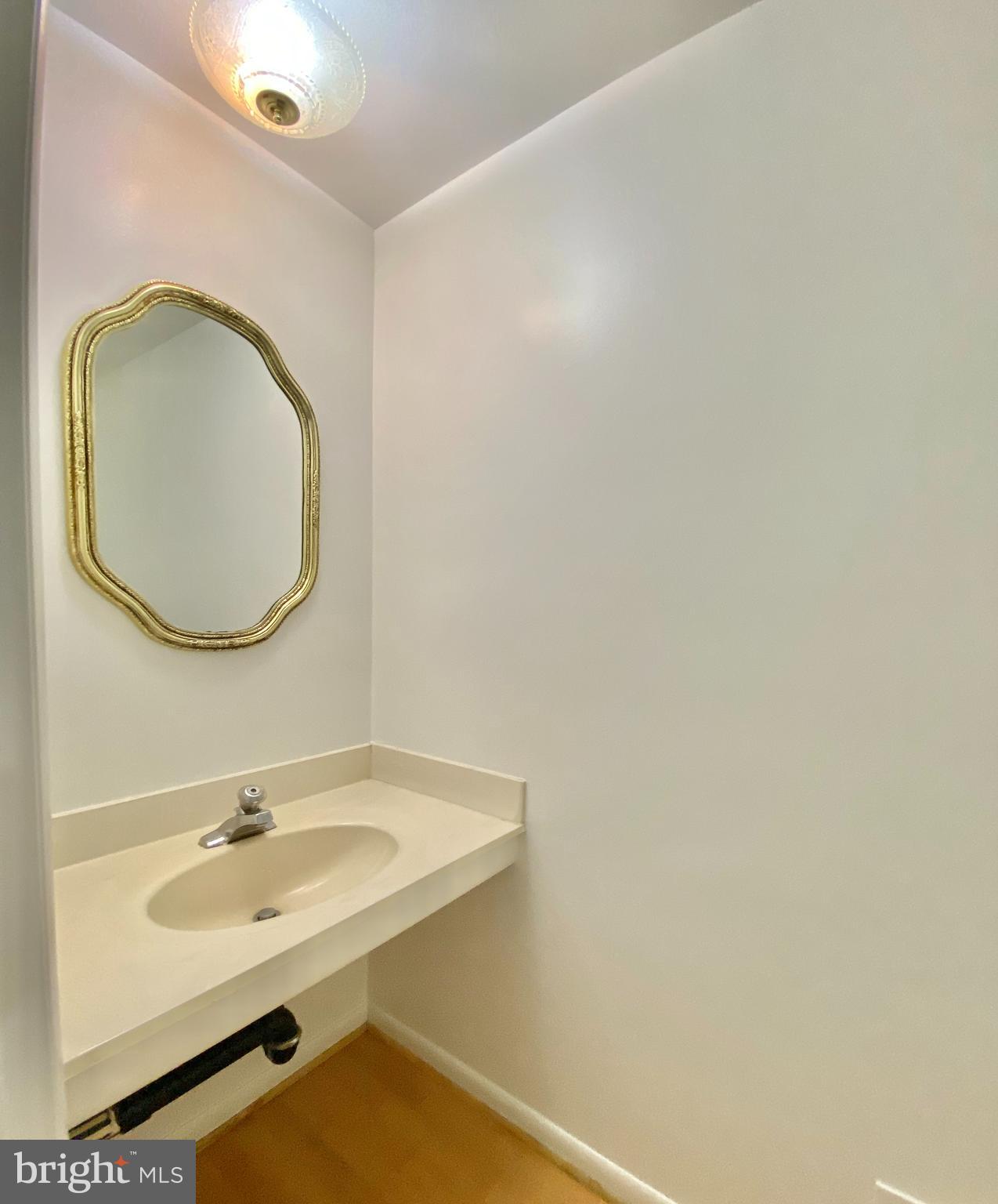 CARDINAL GLEN - Residential Lease