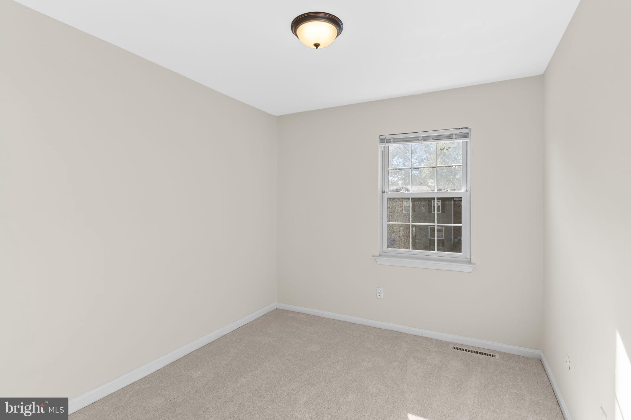 RYON WOODS SUB - Residential