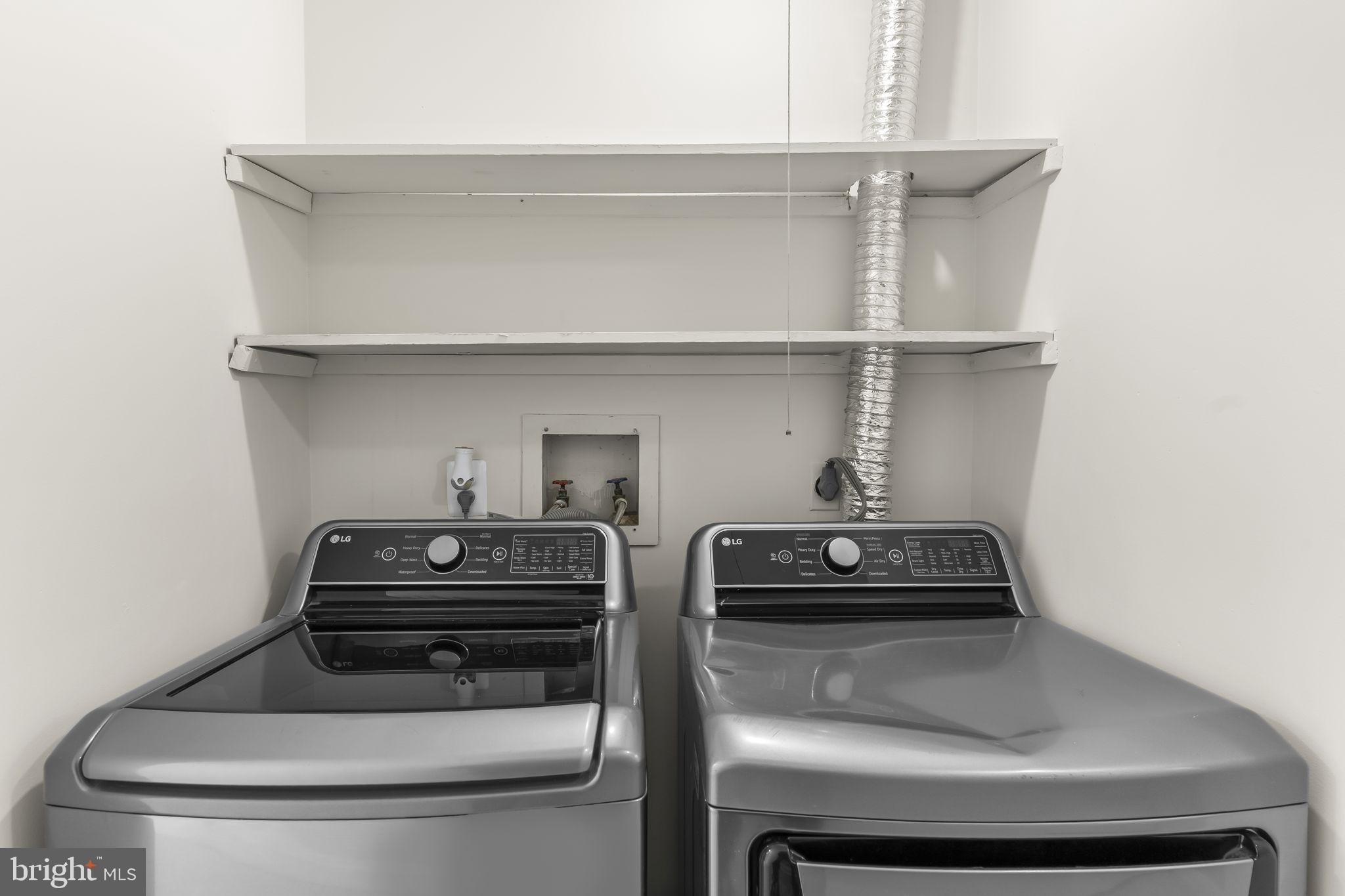 RYON WOODS SUB - Residential