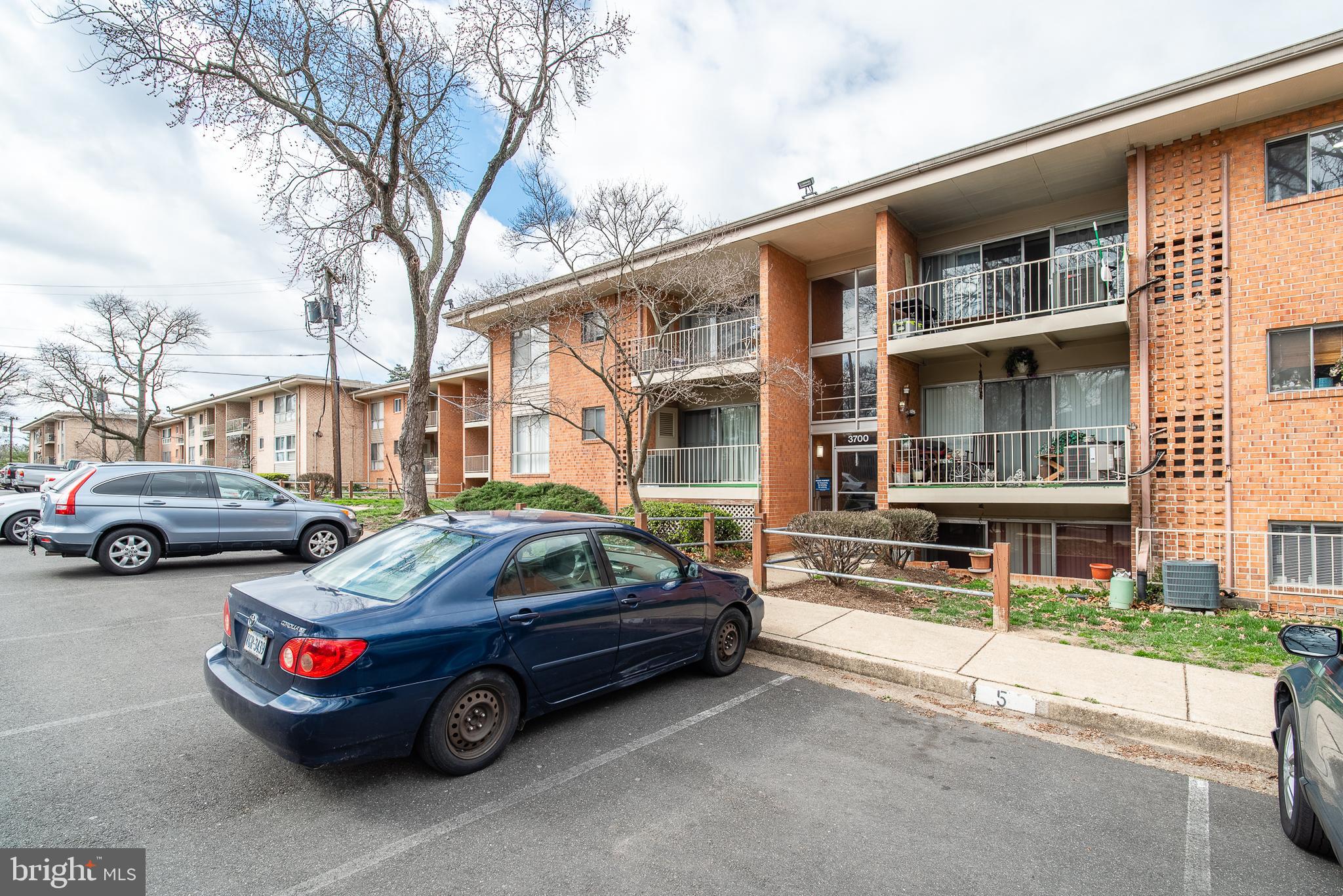 WESTBRIAR CONDOMINIUMS - Residential