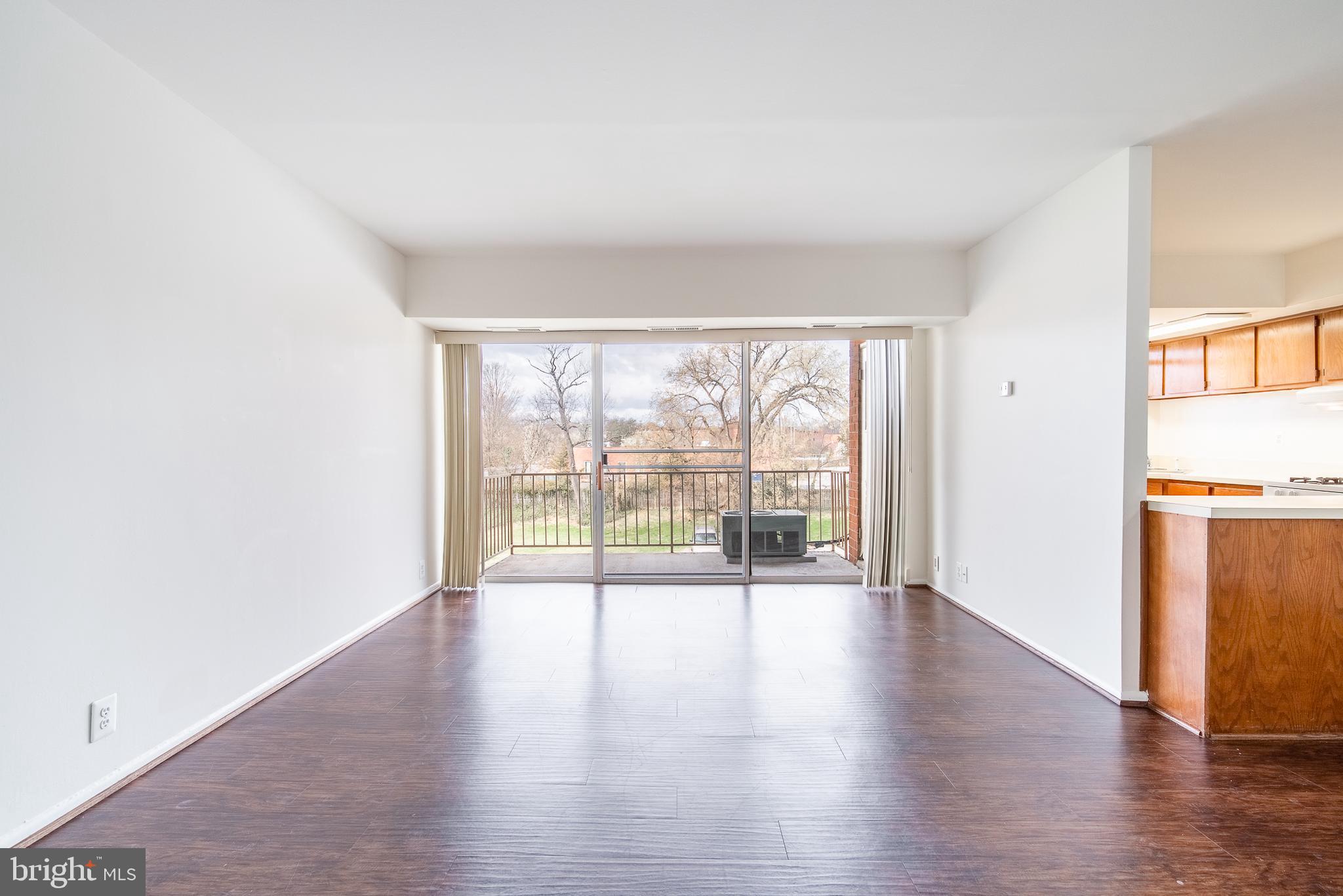 WESTBRIAR CONDOMINIUMS - Residential