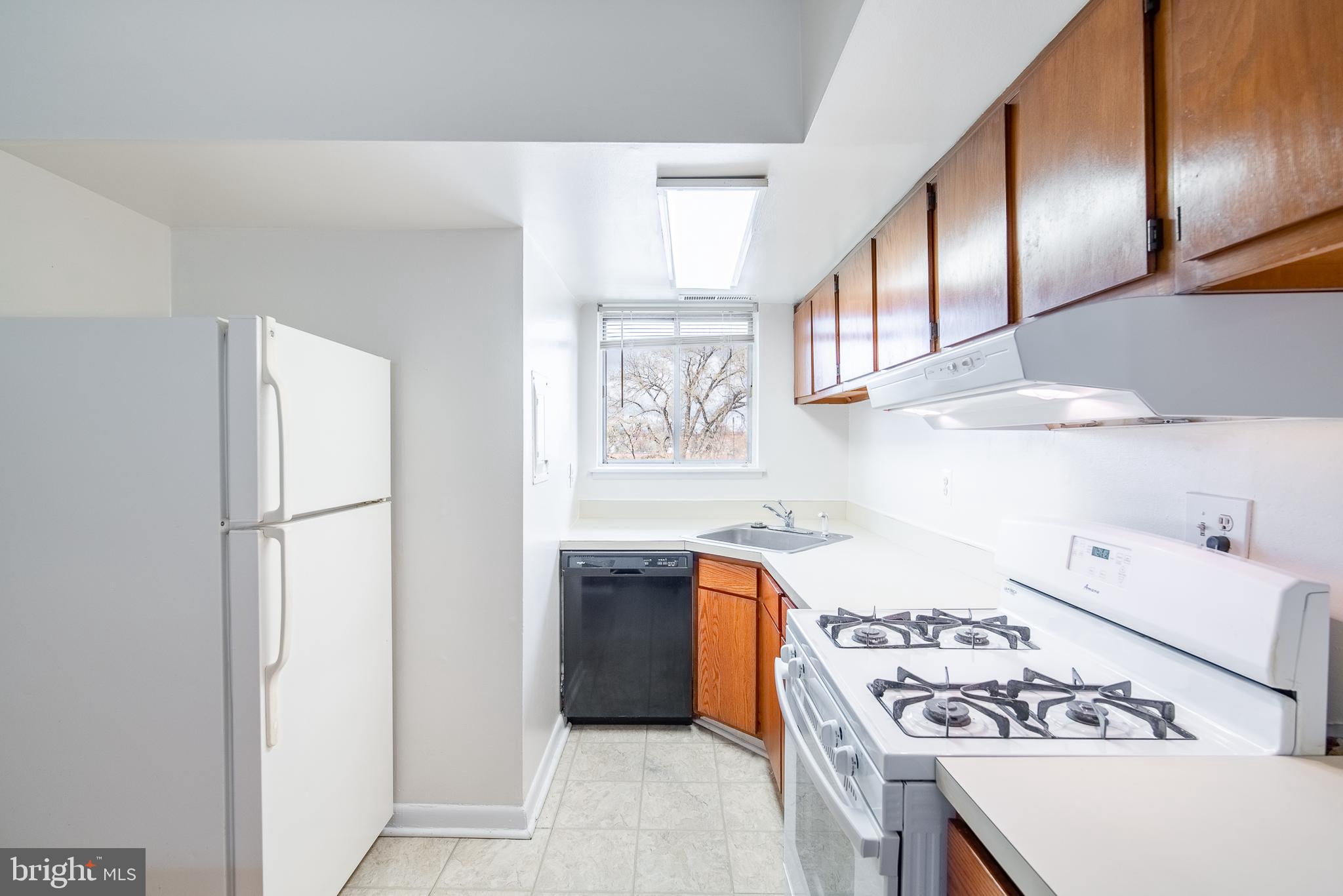 WESTBRIAR CONDOMINIUMS - Residential