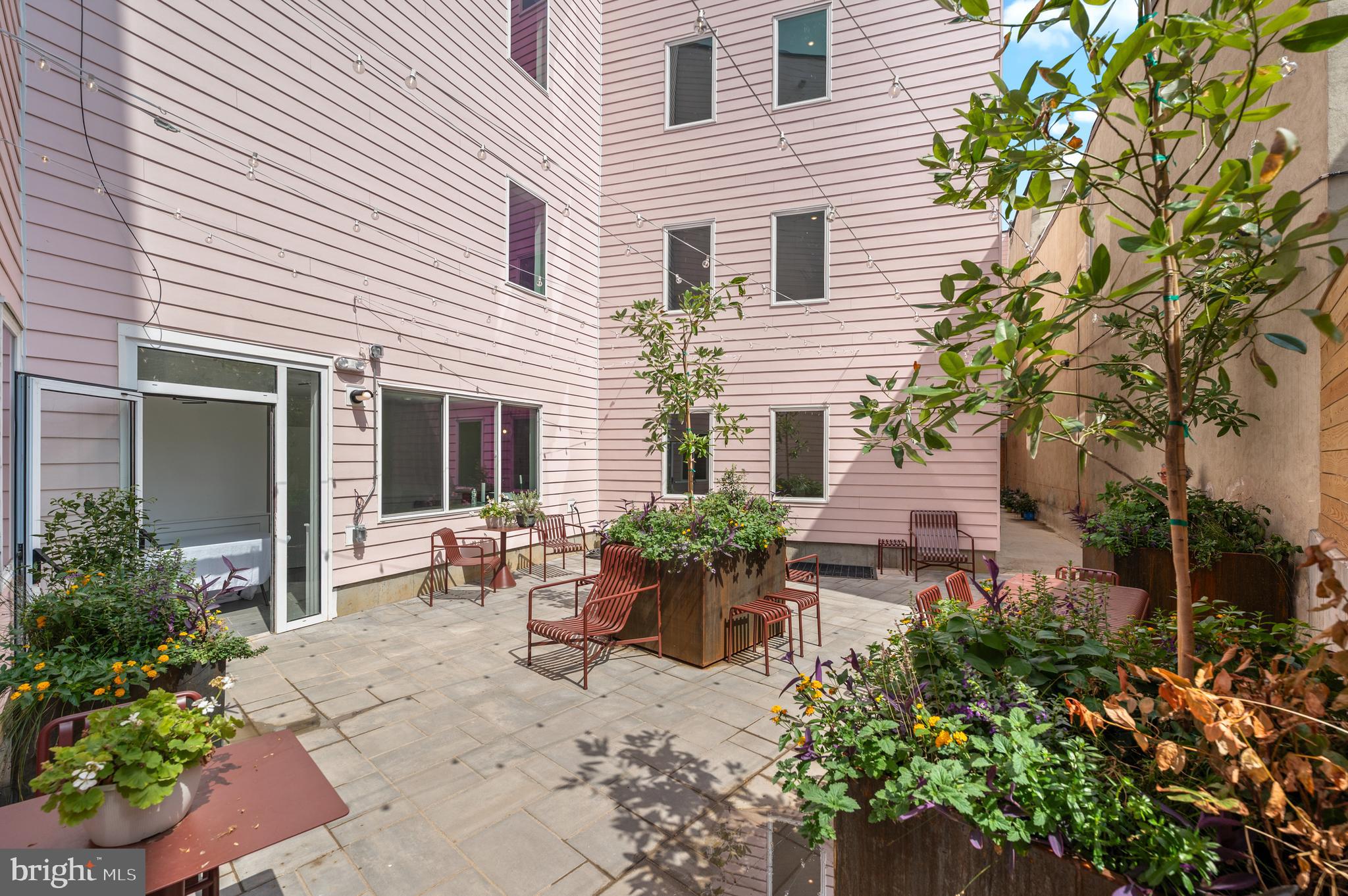 FISHTOWN - Residential Lease