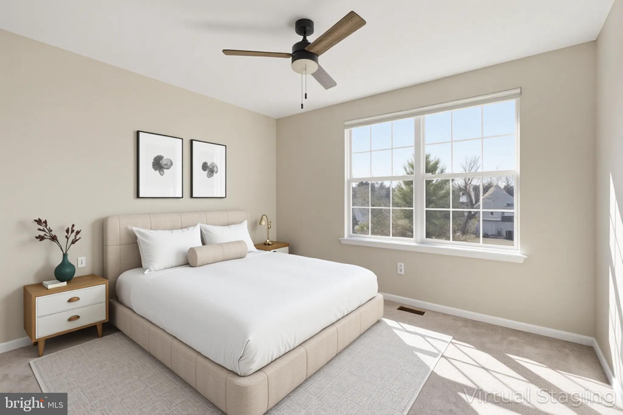 WILSHIRE HUNT - Residential