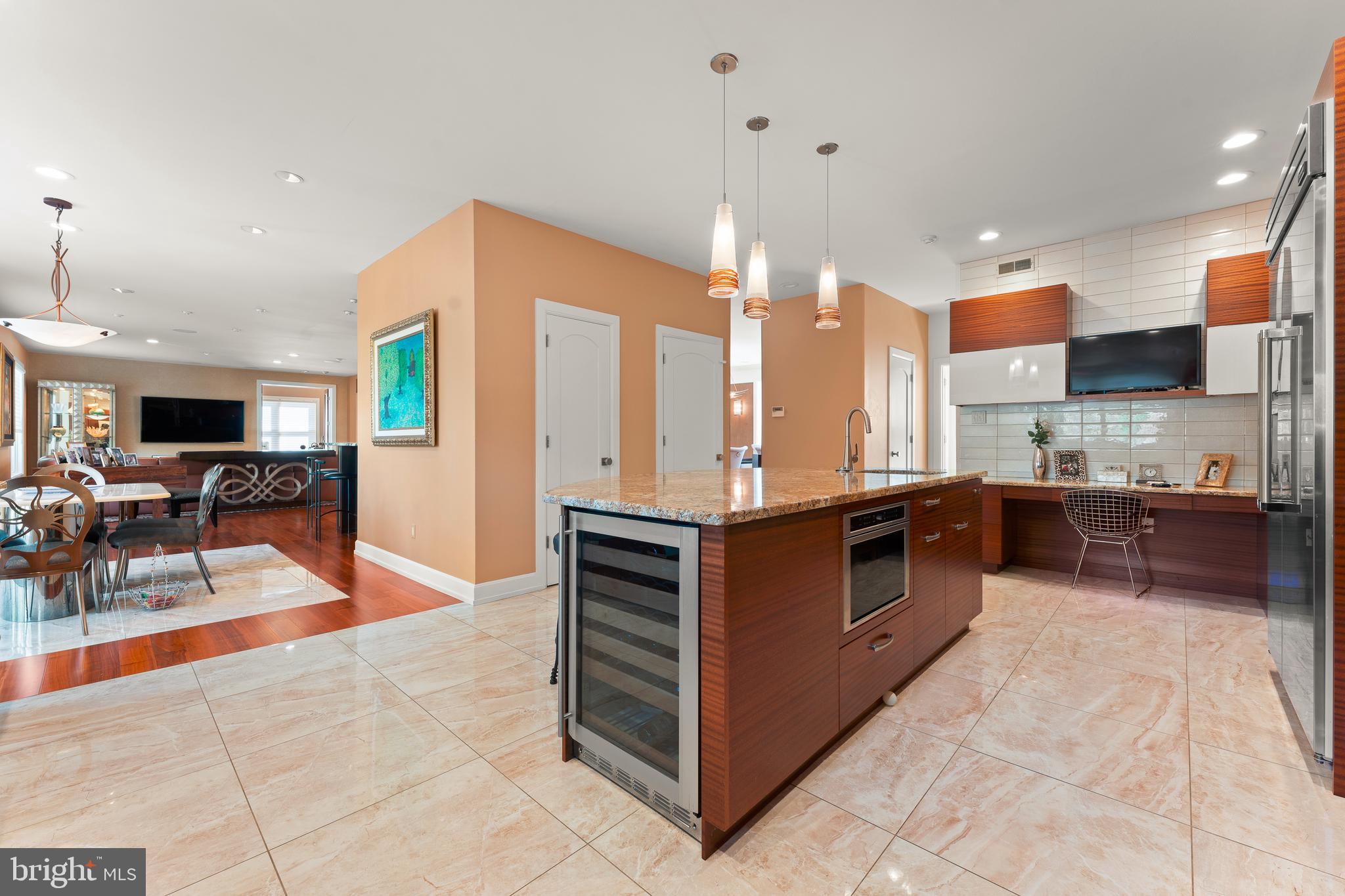 LONG LANE FARMS 2 - Residential