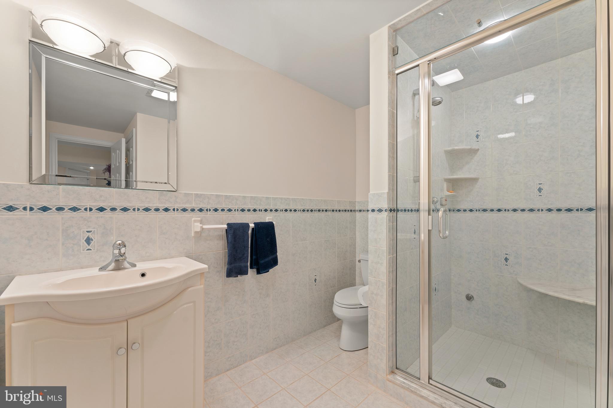 LONG LANE FARMS 2 - Residential