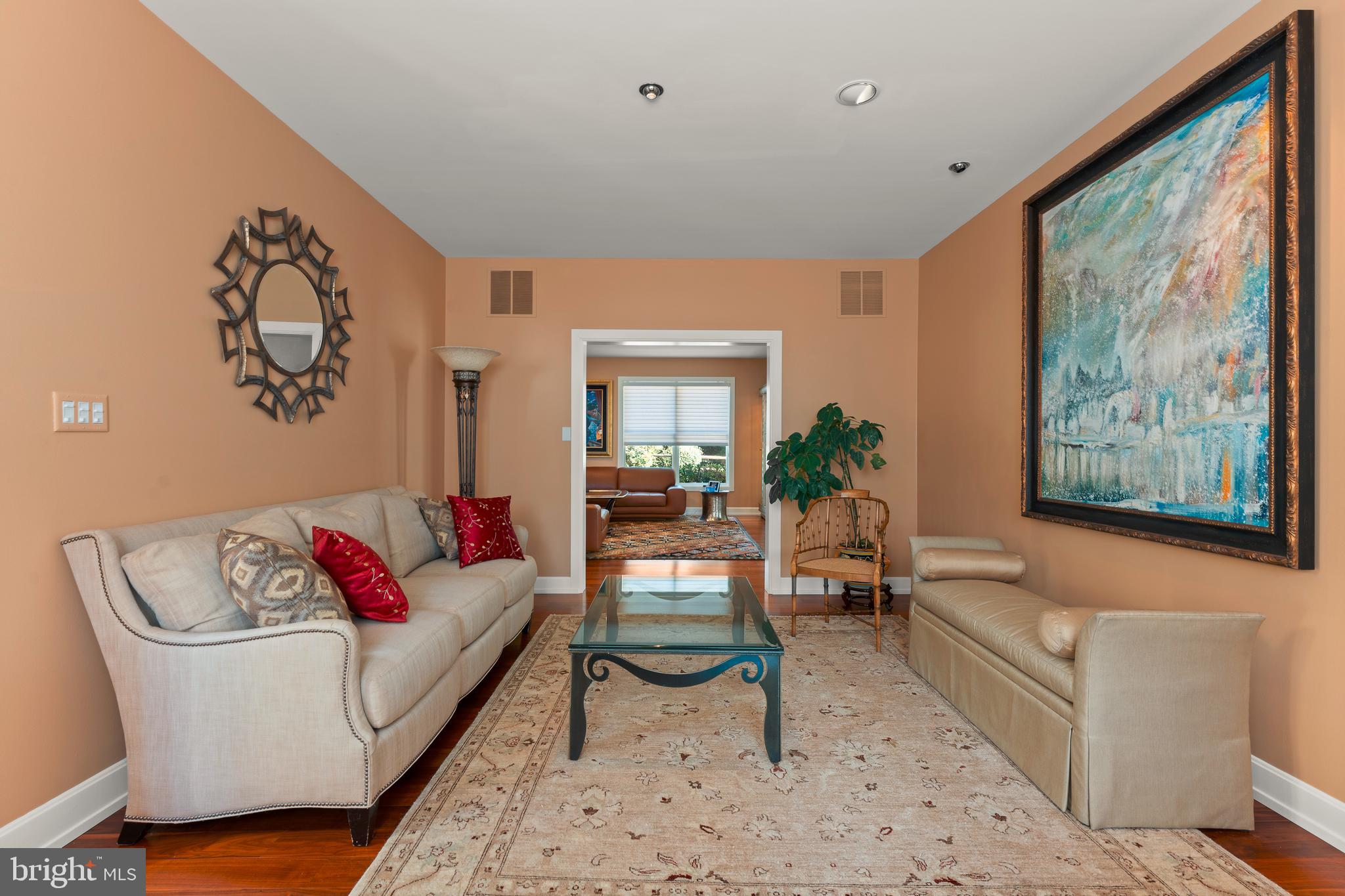 LONG LANE FARMS 2 - Residential