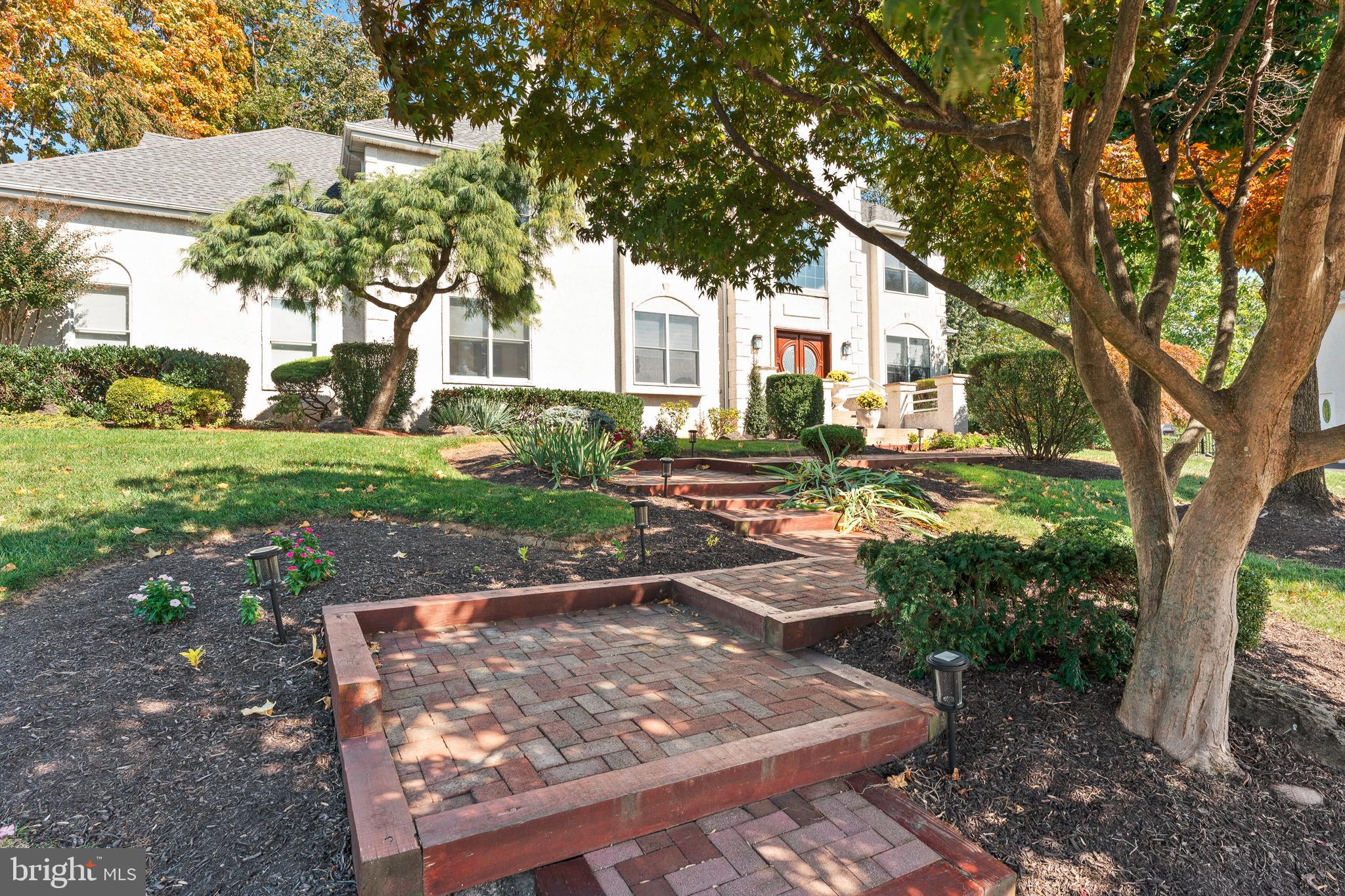 LONG LANE FARMS 2 - Residential