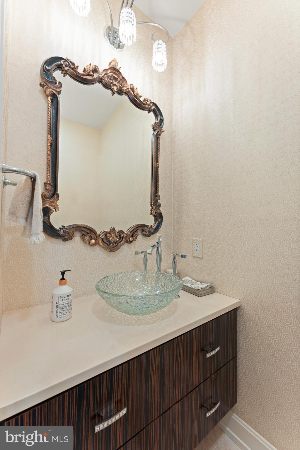 LONG LANE FARMS 2 - Residential