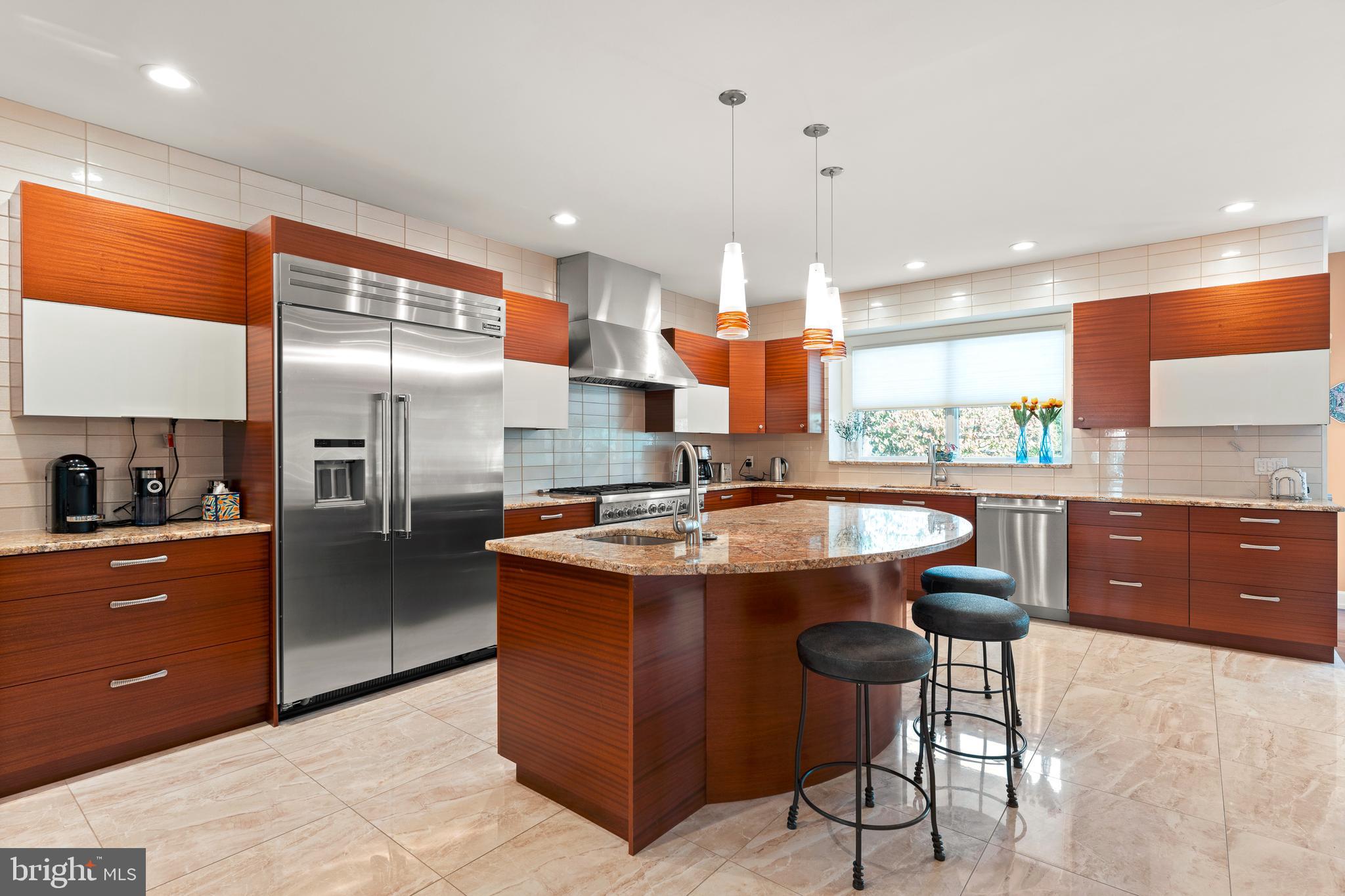 LONG LANE FARMS 2 - Residential