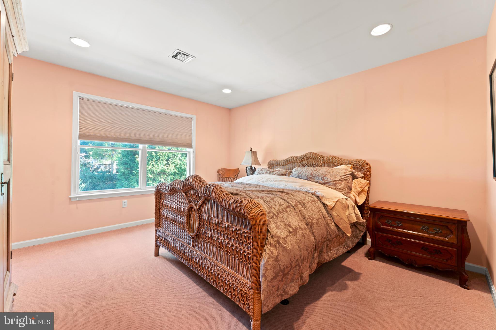 LONG LANE FARMS 2 - Residential