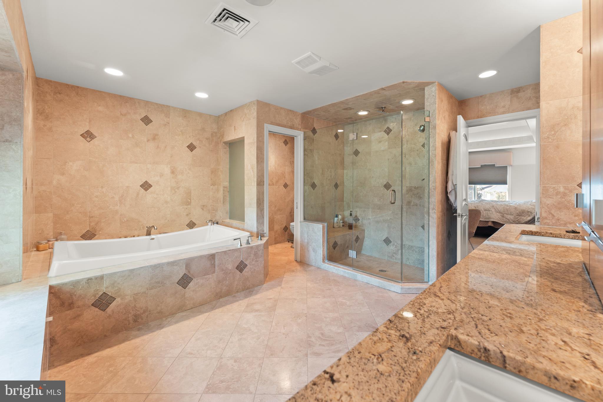 LONG LANE FARMS 2 - Residential