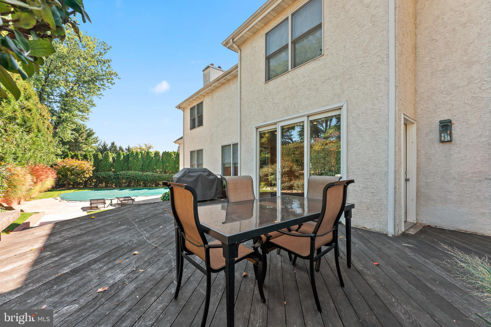 LONG LANE FARMS 2 - Residential