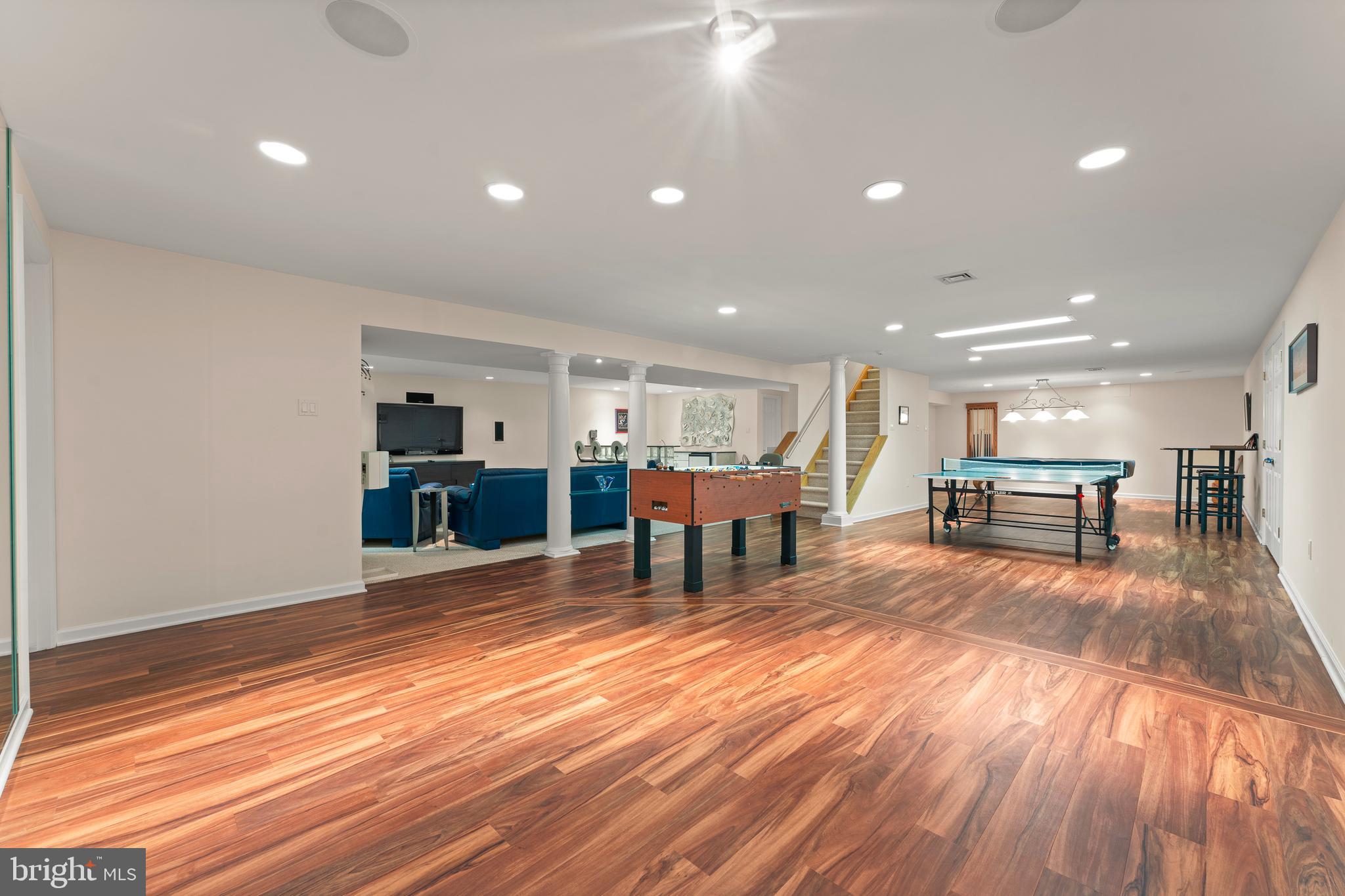 LONG LANE FARMS 2 - Residential