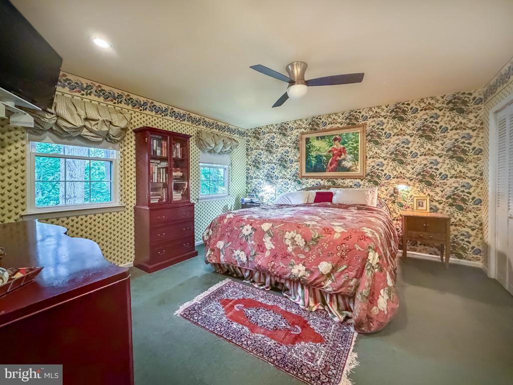 WOODLYN CROSSING - Residential