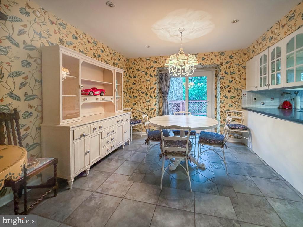 WOODLYN CROSSING - Residential