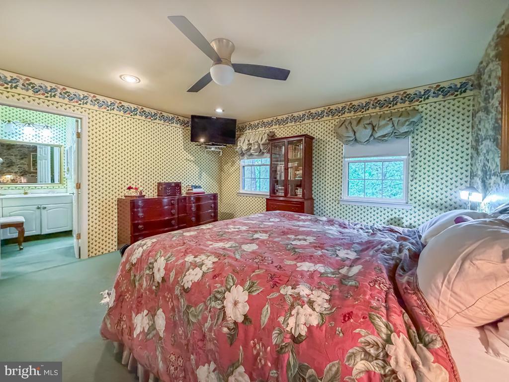 WOODLYN CROSSING - Residential