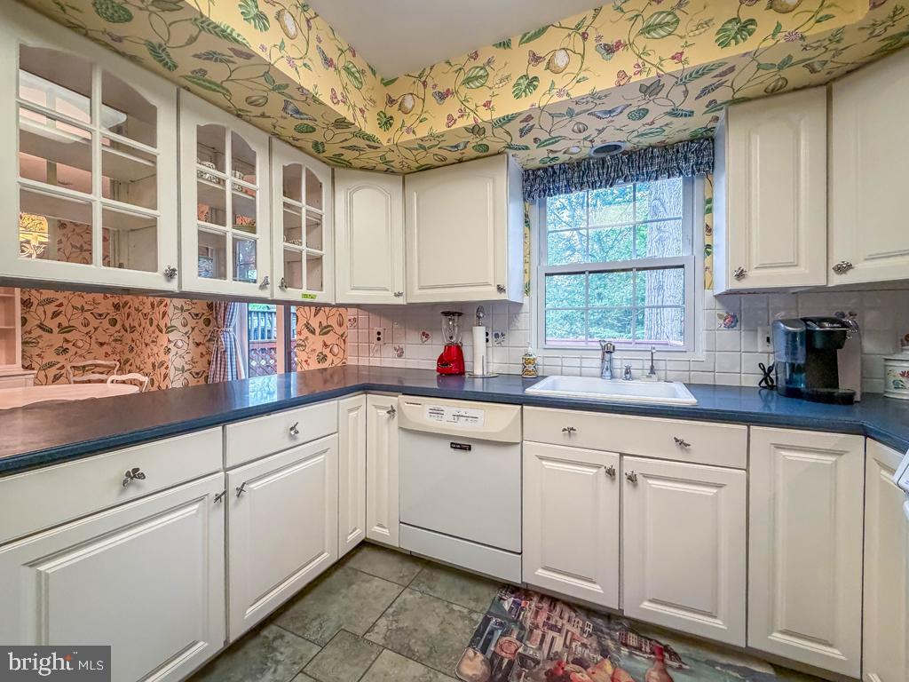 WOODLYN CROSSING - Residential