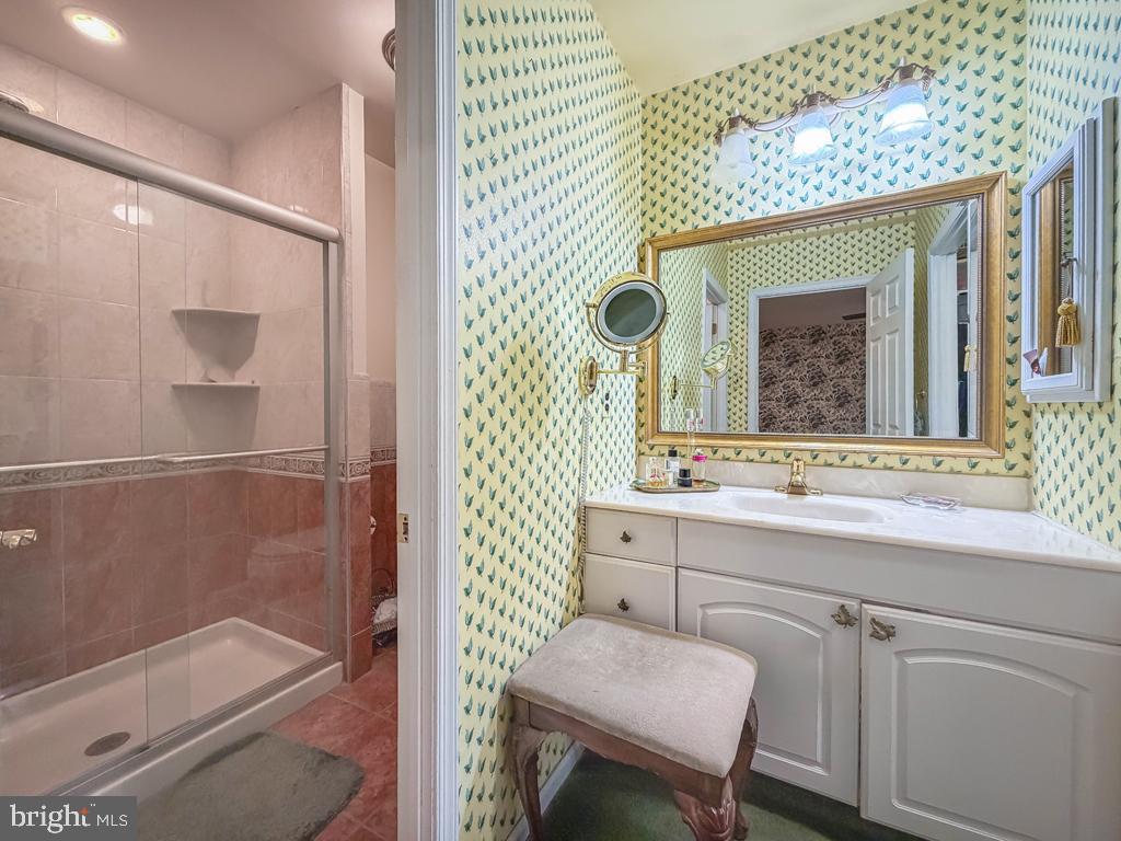 WOODLYN CROSSING - Residential