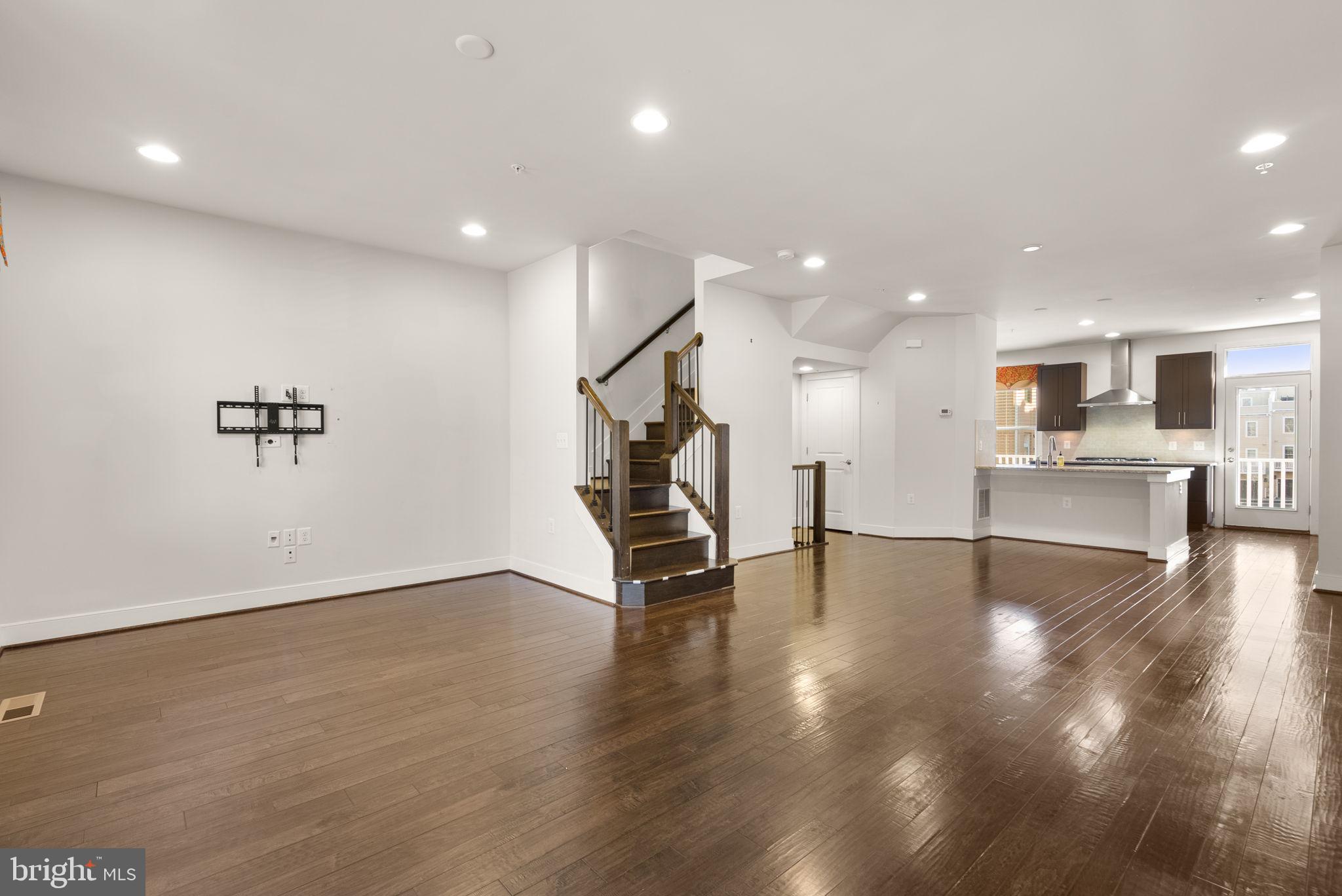 2505 MAIN LINE BOULEVARD